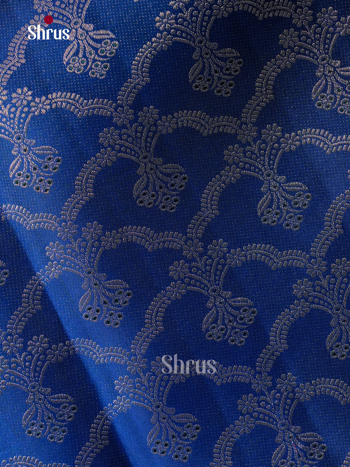 Sheeny Royal Blue Kanchipuram Pattu Saree With Silver Floral Brocade | Self Border With Green Selvedge
