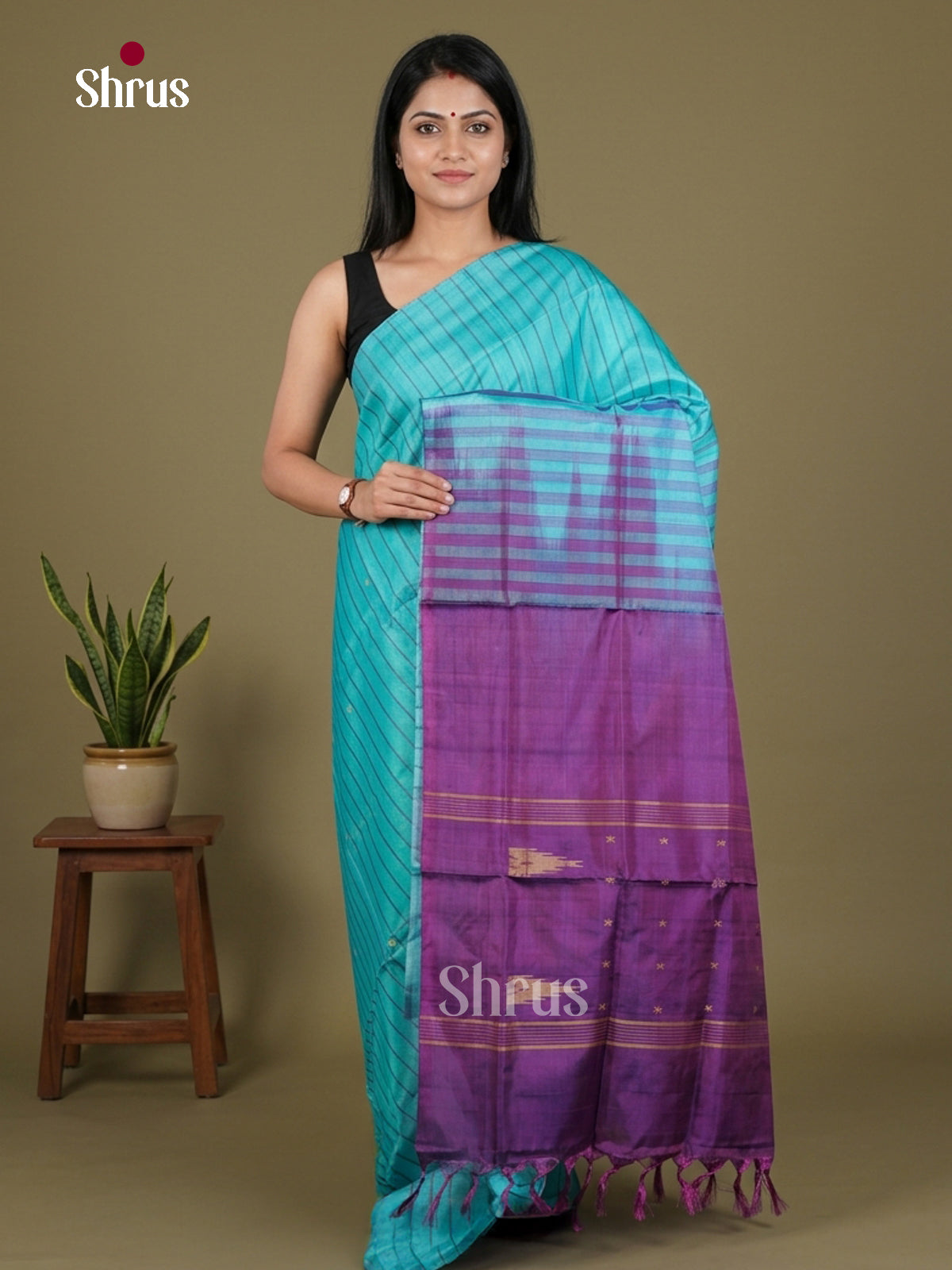 Buy Beautiful Sky Blue Banana Pith Saree With Zari Stripes & Violet Traditional Pallu