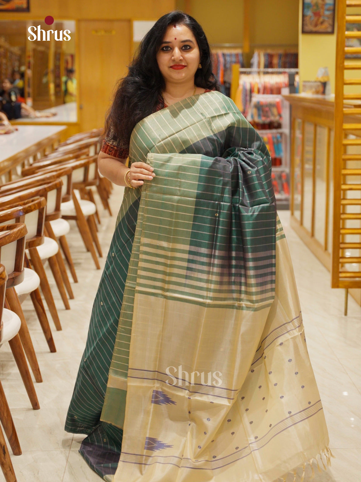 EAS23080 - Banana Pith without blouse - Saree - Shop on Shrus.com
