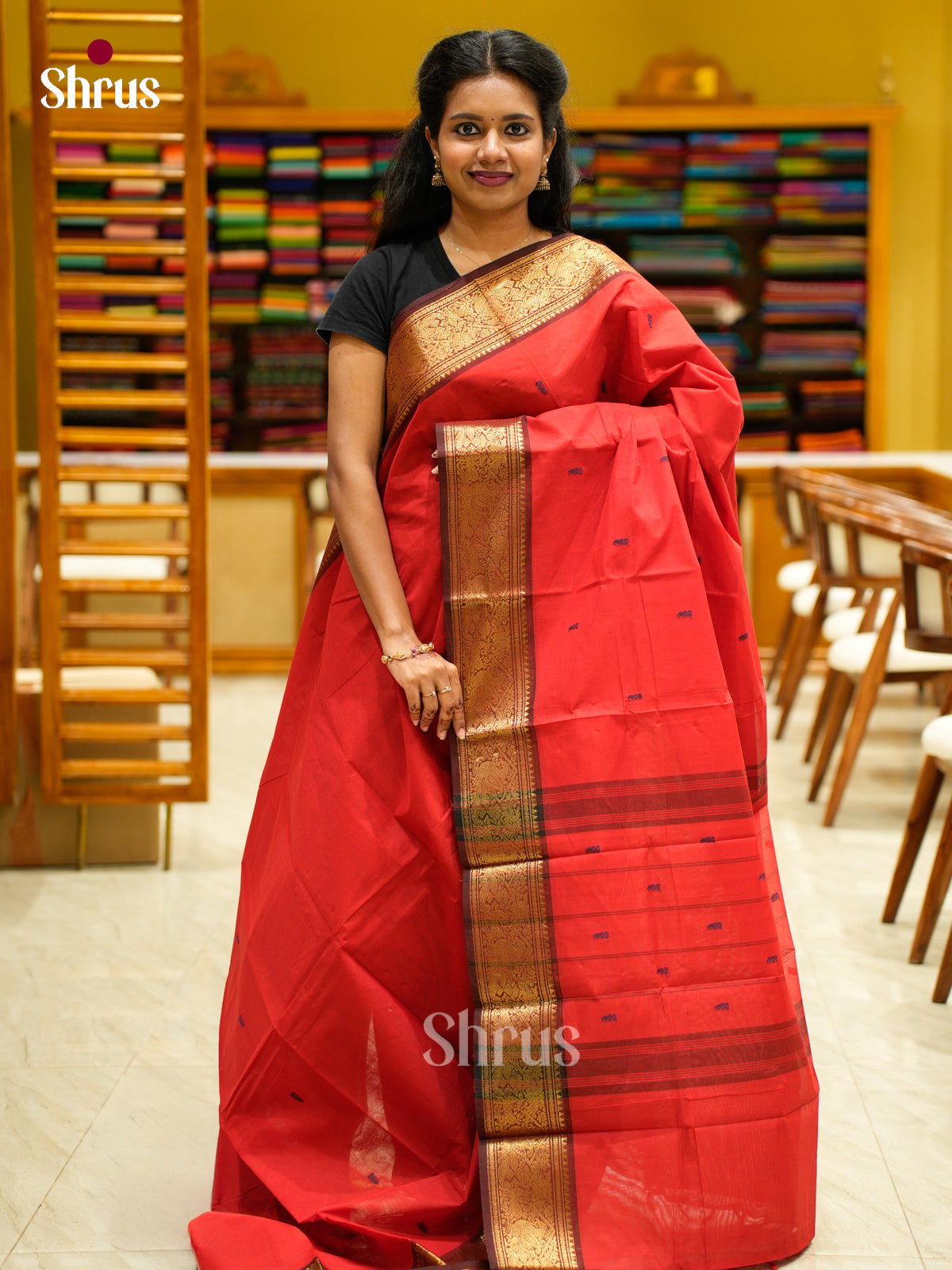Striking Red Chettinad Cotton Saree With Thread Buttas & Brown Zari Border
