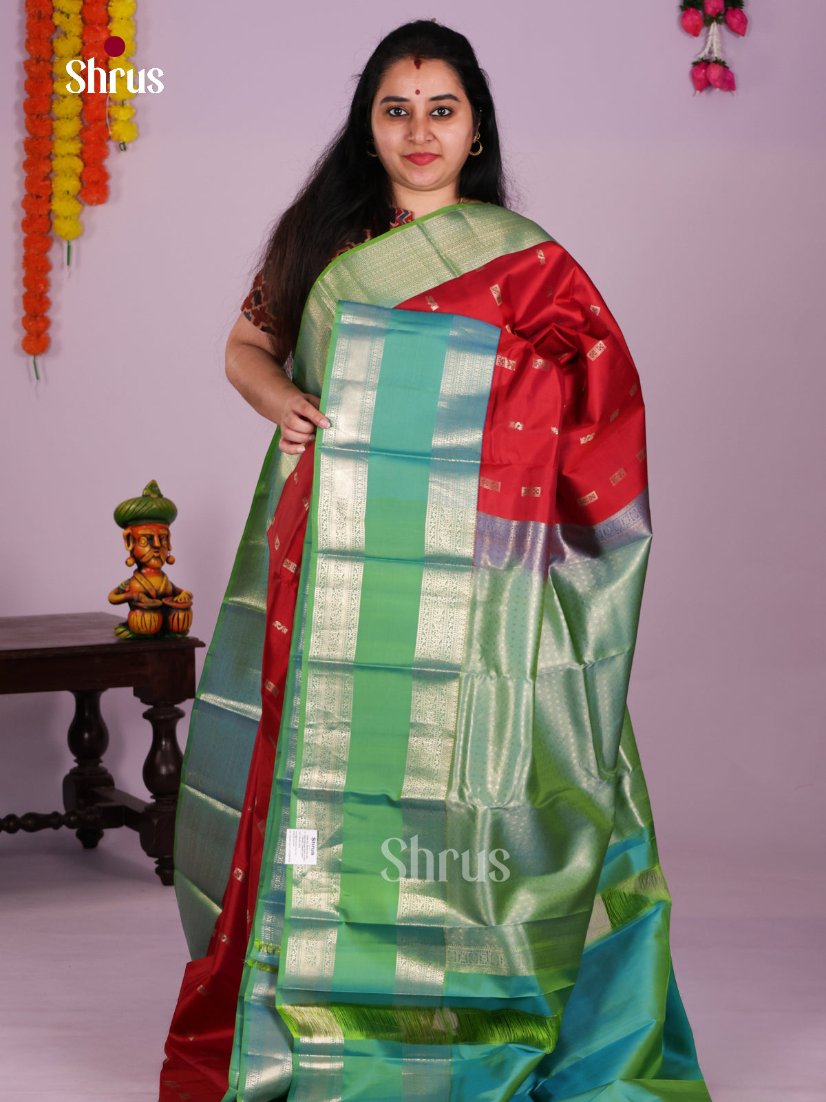 Striking Red Kanchipuram silk Saree With Zari Buttas & Teal Green Rettaipet Zari Border
