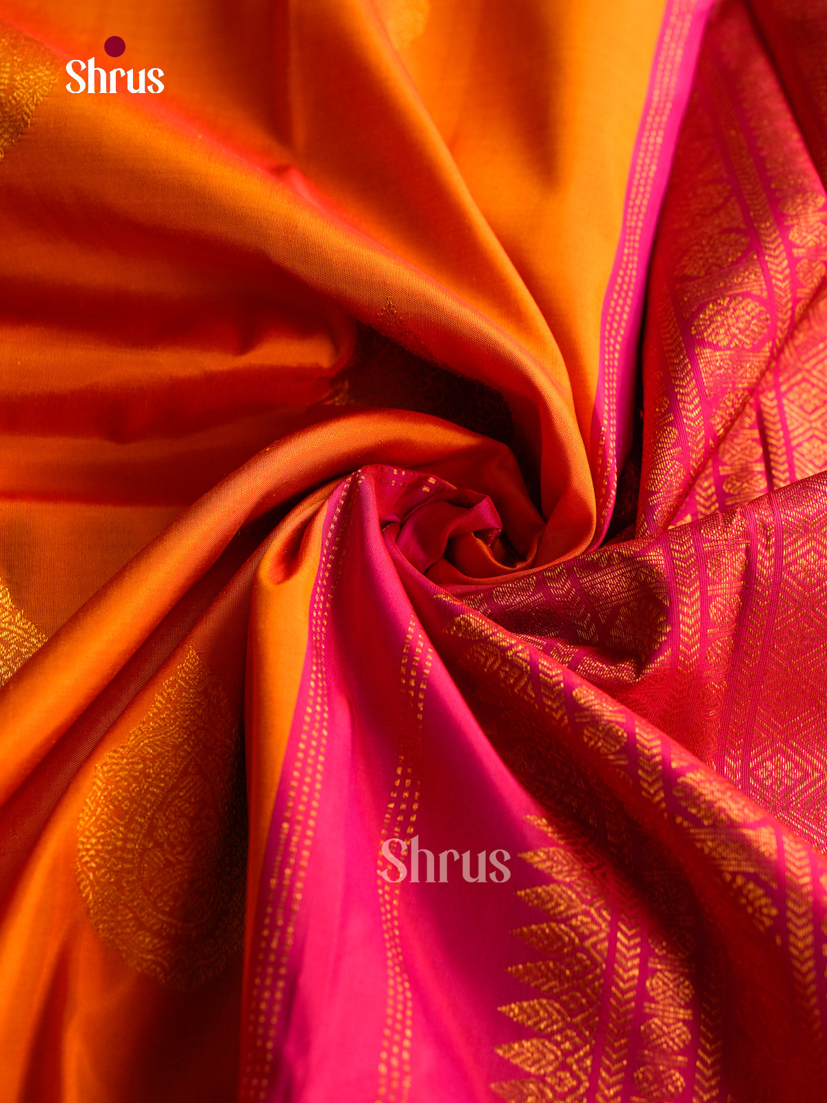 Stunning Orange Kanchipuram Pattu Saree With Zari Thilagam Motifs | Pink Temple Zari Border