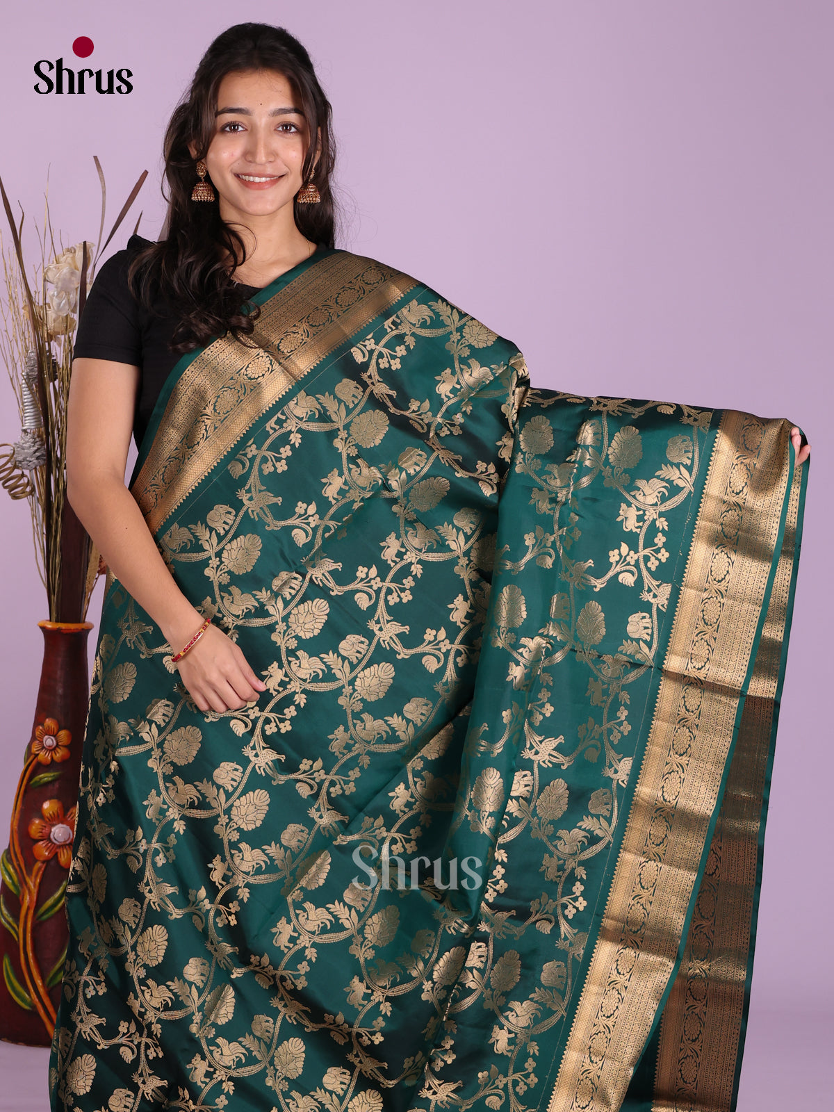 Buy Opulent Teal Green Pure Soft Silk Saree with Golden Floral Nestling, Zari Border & Brocade Pallu