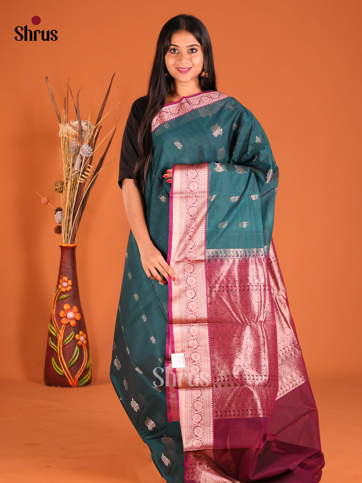 Buy Chic Teal Green Silk Cotton Saree with Gold Buttas & rich contrast Maroon zari border