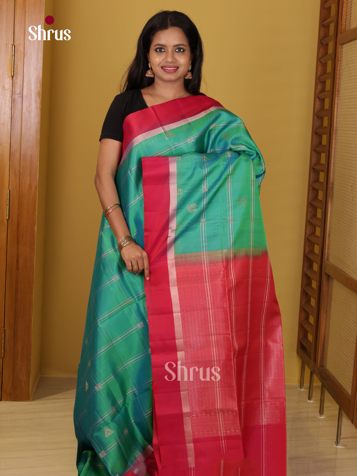 Buy Pretty Teal Green Soft Silk Saree with Silver Checks, Peacock Buttas & Dark Pink Brocade Pallu