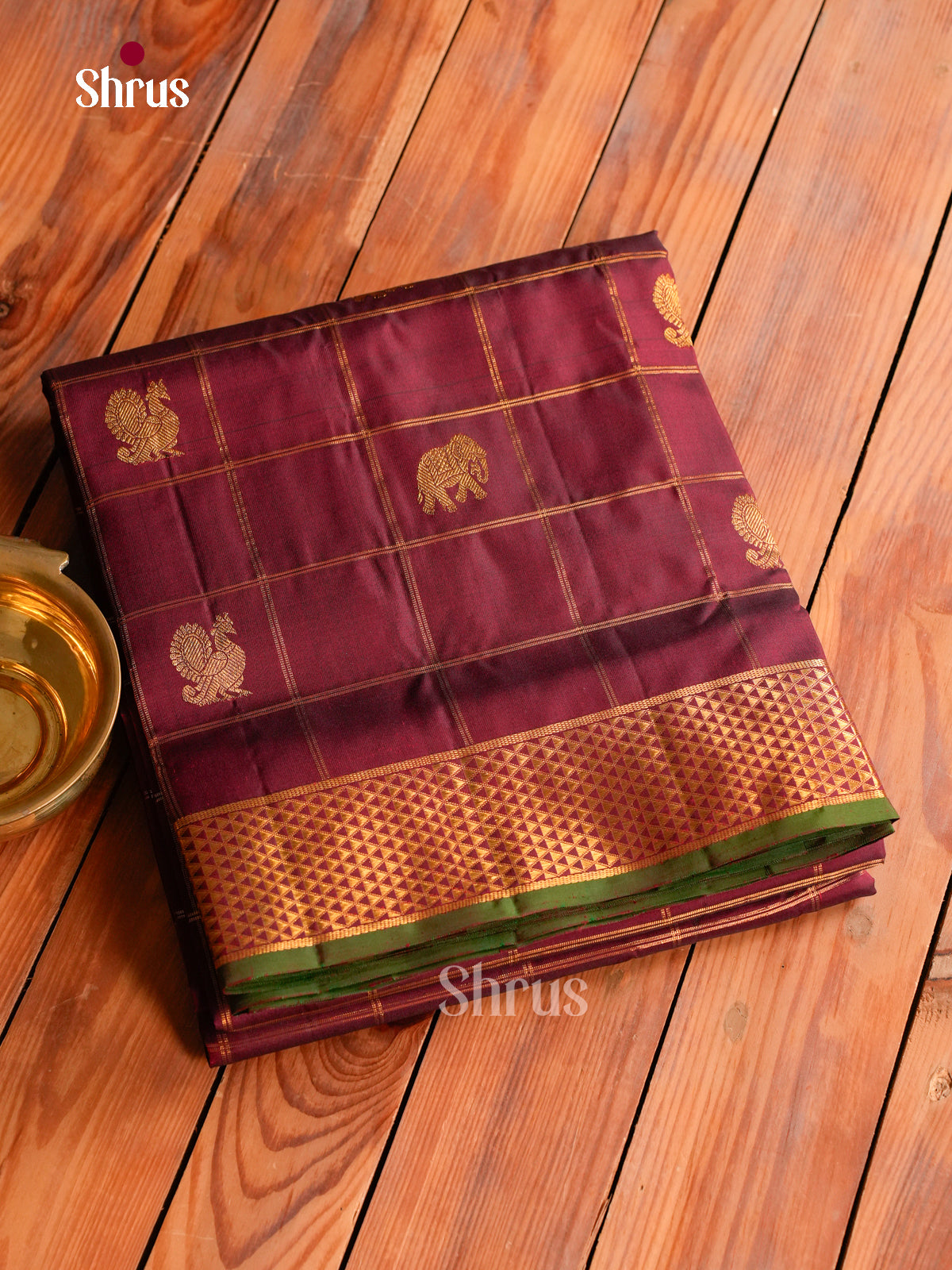 Timeless Maroon 9Yards Kanchipuram Saree With Checks & Buttas | Self Kaddi Zari Border