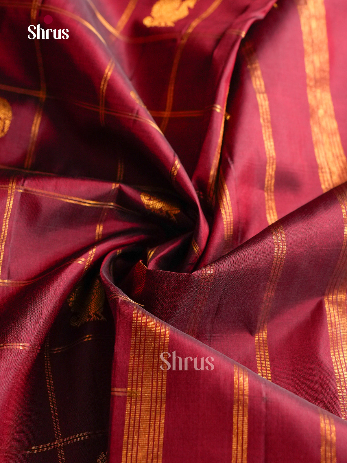Timeless Maroon 9Yards Silk Sarees With Checks & Buttas | Self Kaddi Zari Border