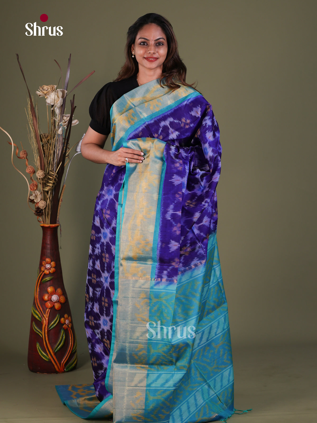 Timeless Persian Blue Pochampally Silk Cotton Saree With Floral Prints & Cyan Kaddi Border