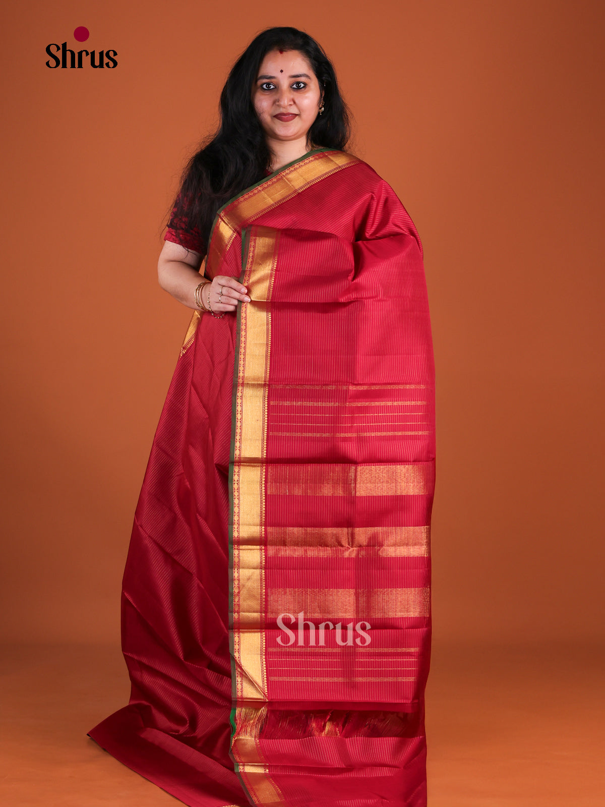 Traditional Deep Red Kanchipuram Silk Saree with Fine Horizontal Lines | Self Pallu With Parallel Zari Bands