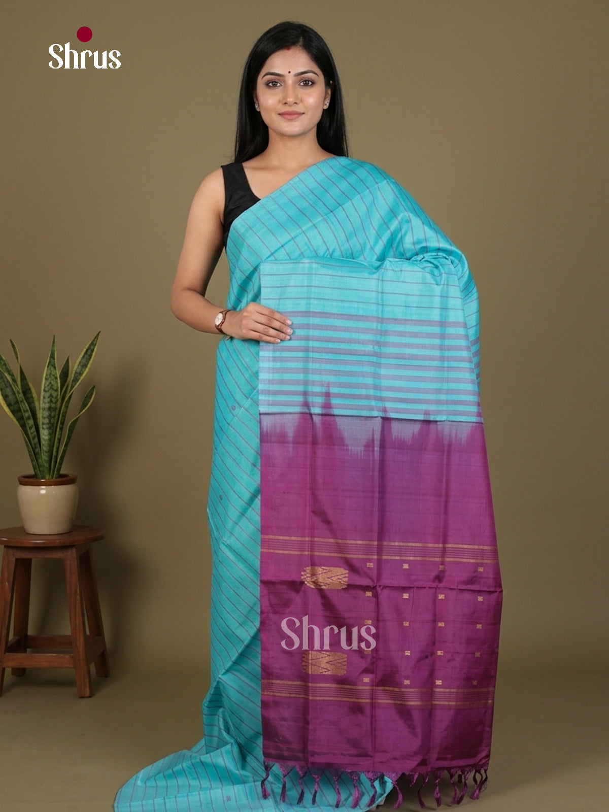 Buy Timeless Turquoise Banana Pith Saree With Diagonal Stripes & Purple Zari Woven Pallu