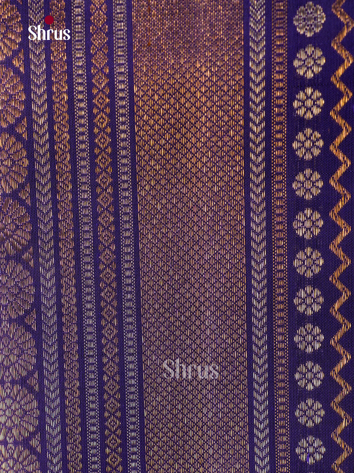 Unique Indigo Kanchipuram Pattu Saree With Chevron Patterns & Lattice Brocade | Self Border With Gandaberunda Buttas