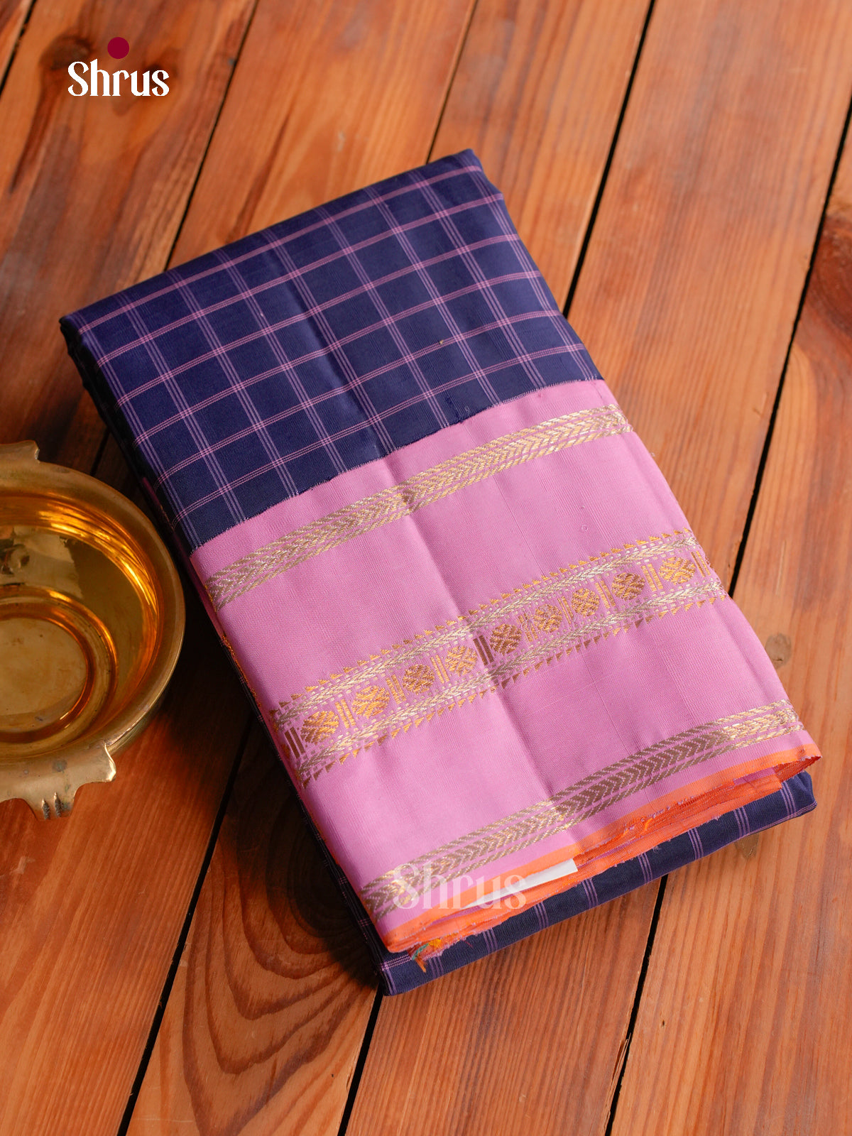 Unique Navy Blue Kanchipuram Saree With Thread Woven Checks | Light Pink Border With Zari Bands