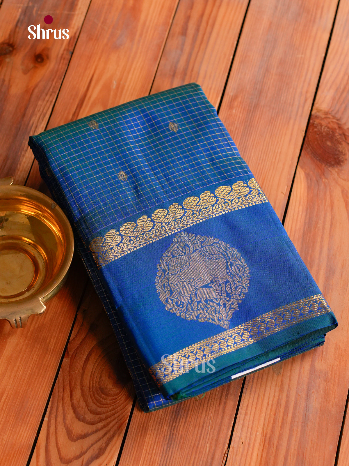 Unique Royal Blue Kanchipuram Saree With Gold Checks, Buttas & Self Border With Paisley Style Motifs