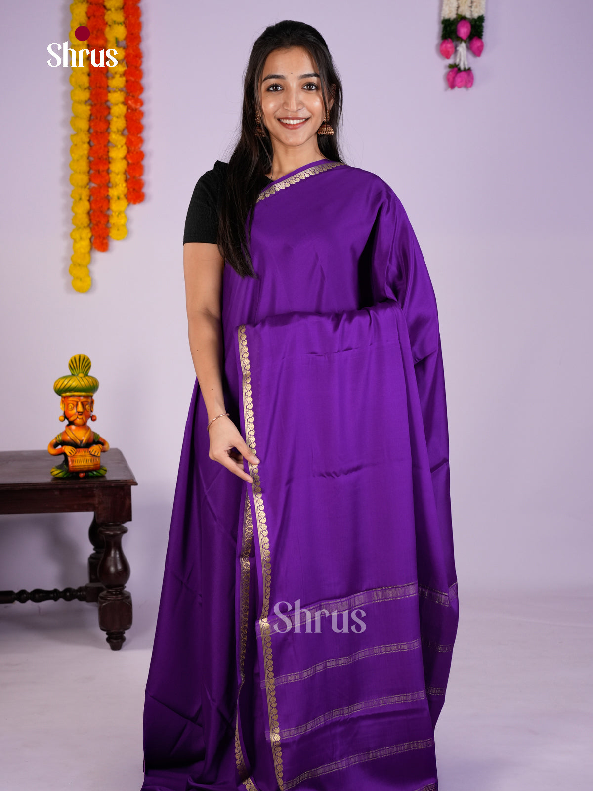 Buy Beautiful Violet Mysore Silk Saree with Plain Body, Thin Zari Border & Traditional Pallu