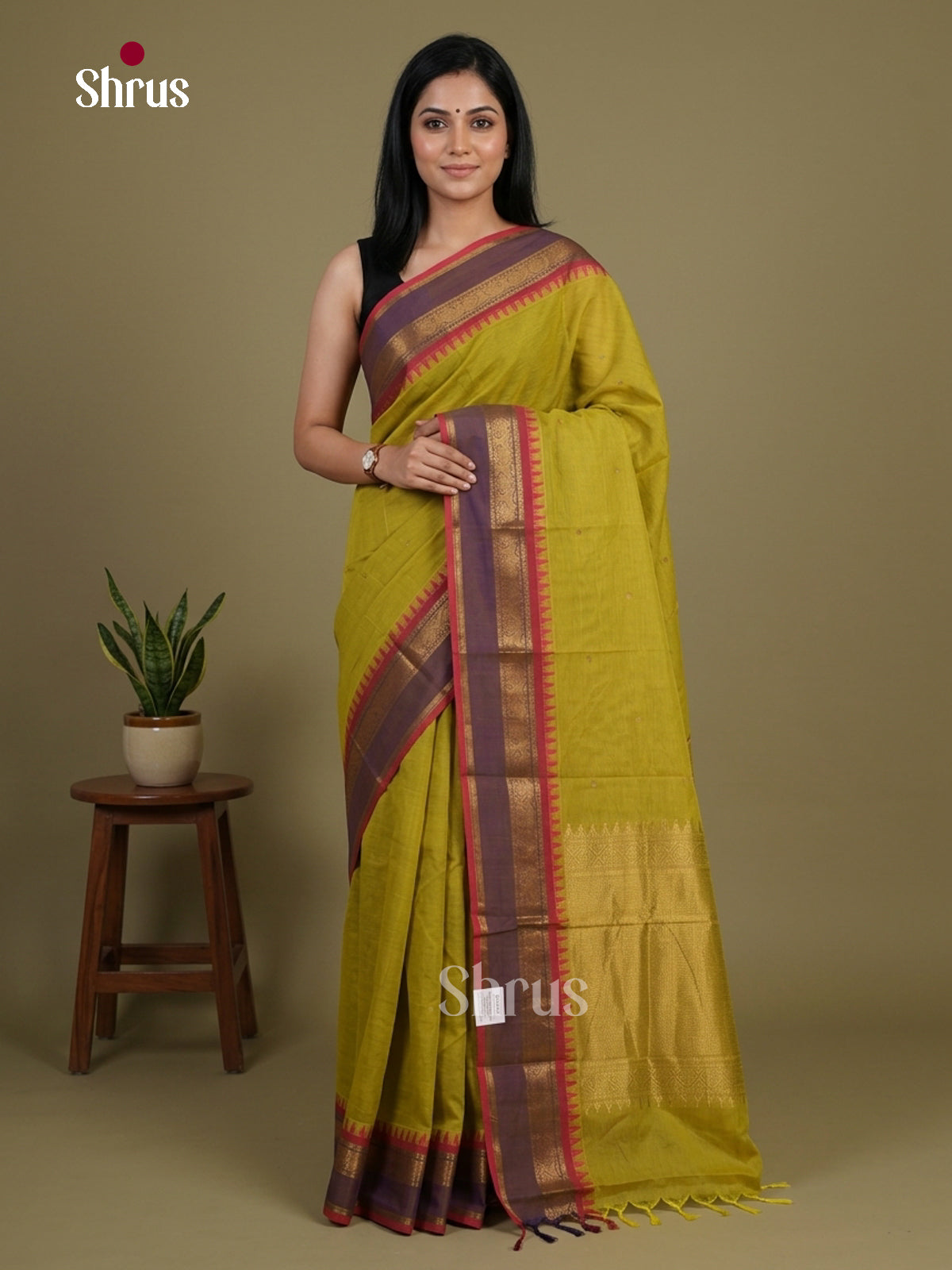Vivid Olive Green Chettinad Cotton Saree With Small Buttas & Pink Temple Zari Bordedr