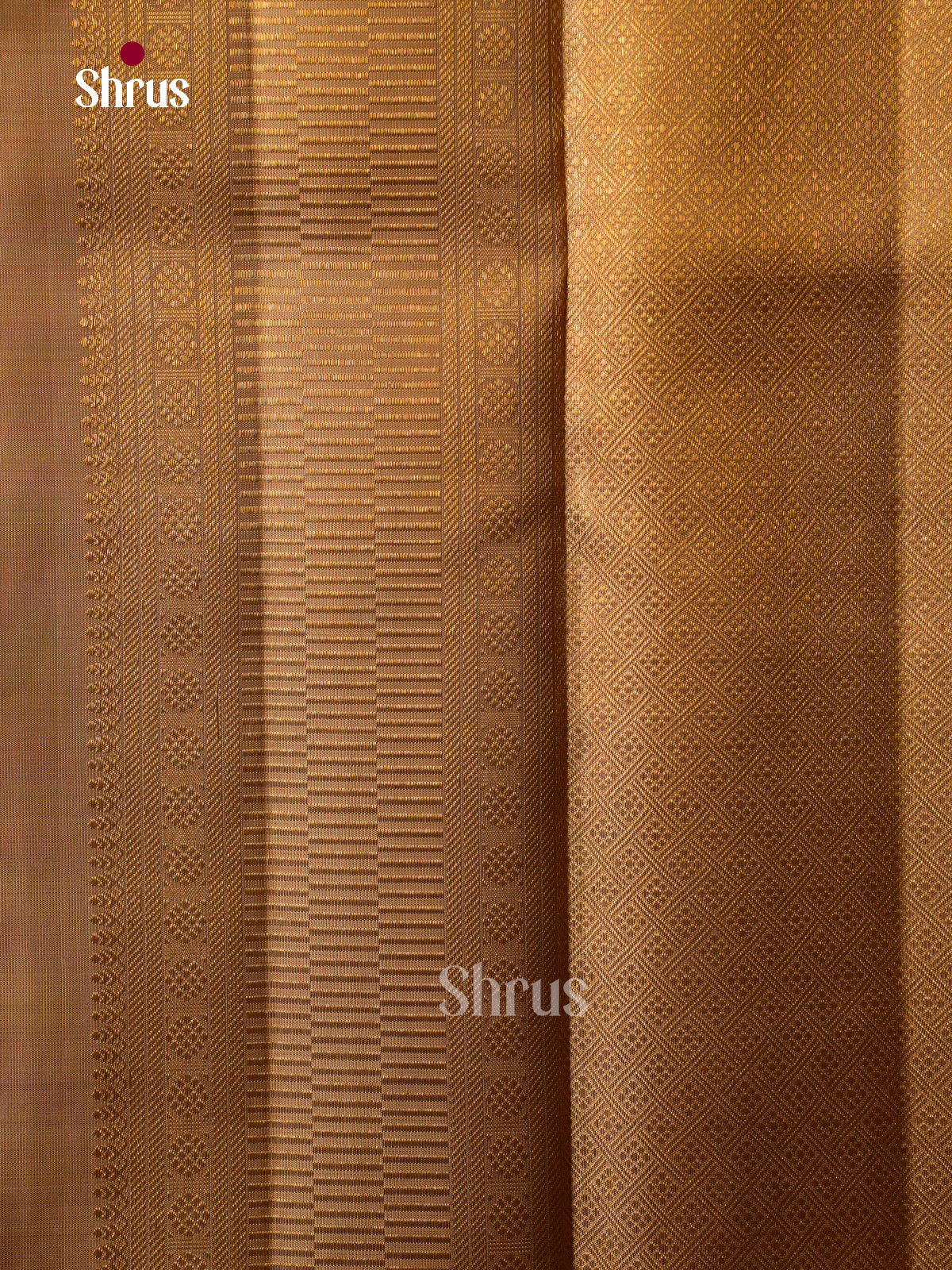 Vivid Pink Kanchipuram Pattu Saree With Gold Checks & Buttas | Golden Zari Border & Pallu