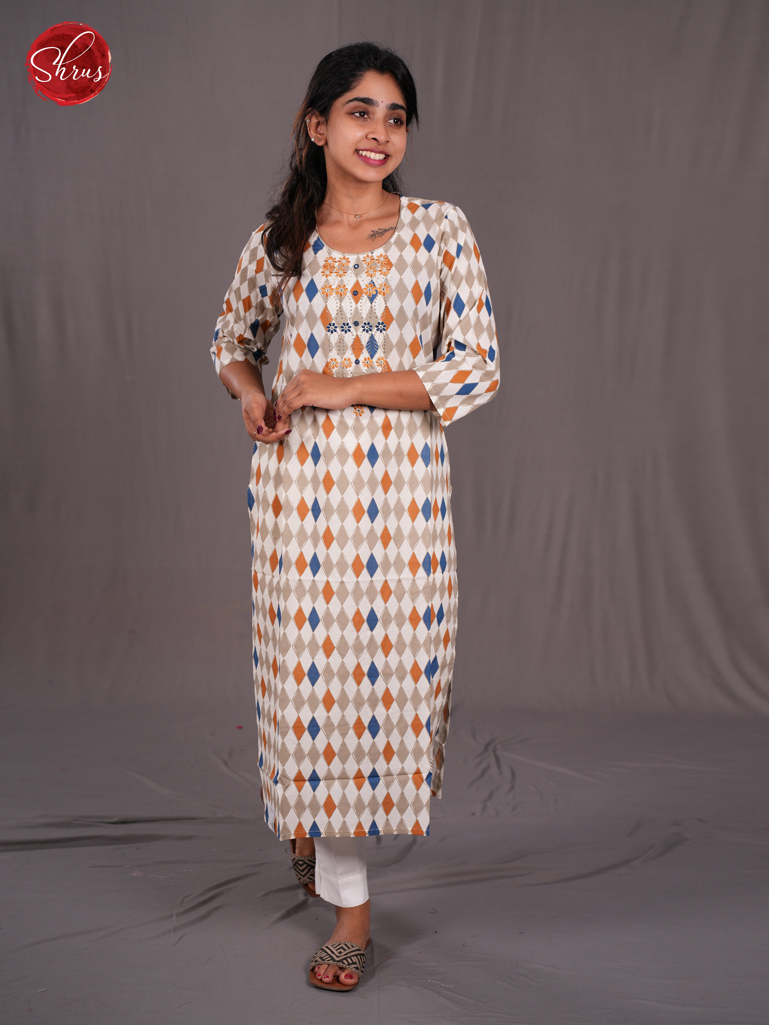 BIS16217 - Readymade Kurti - Shop on ShrusEternity.com