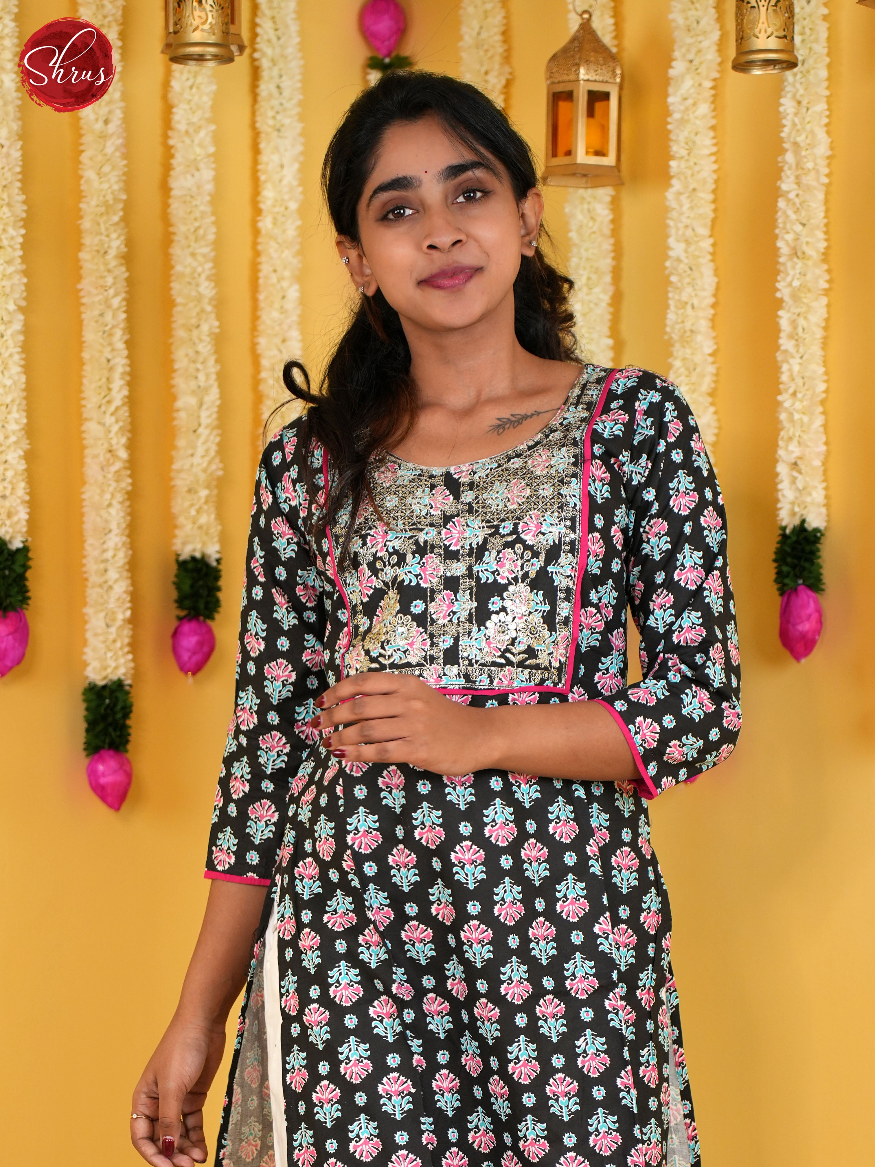 Black -Readymade Kurti - Shop on ShrusEternity.com