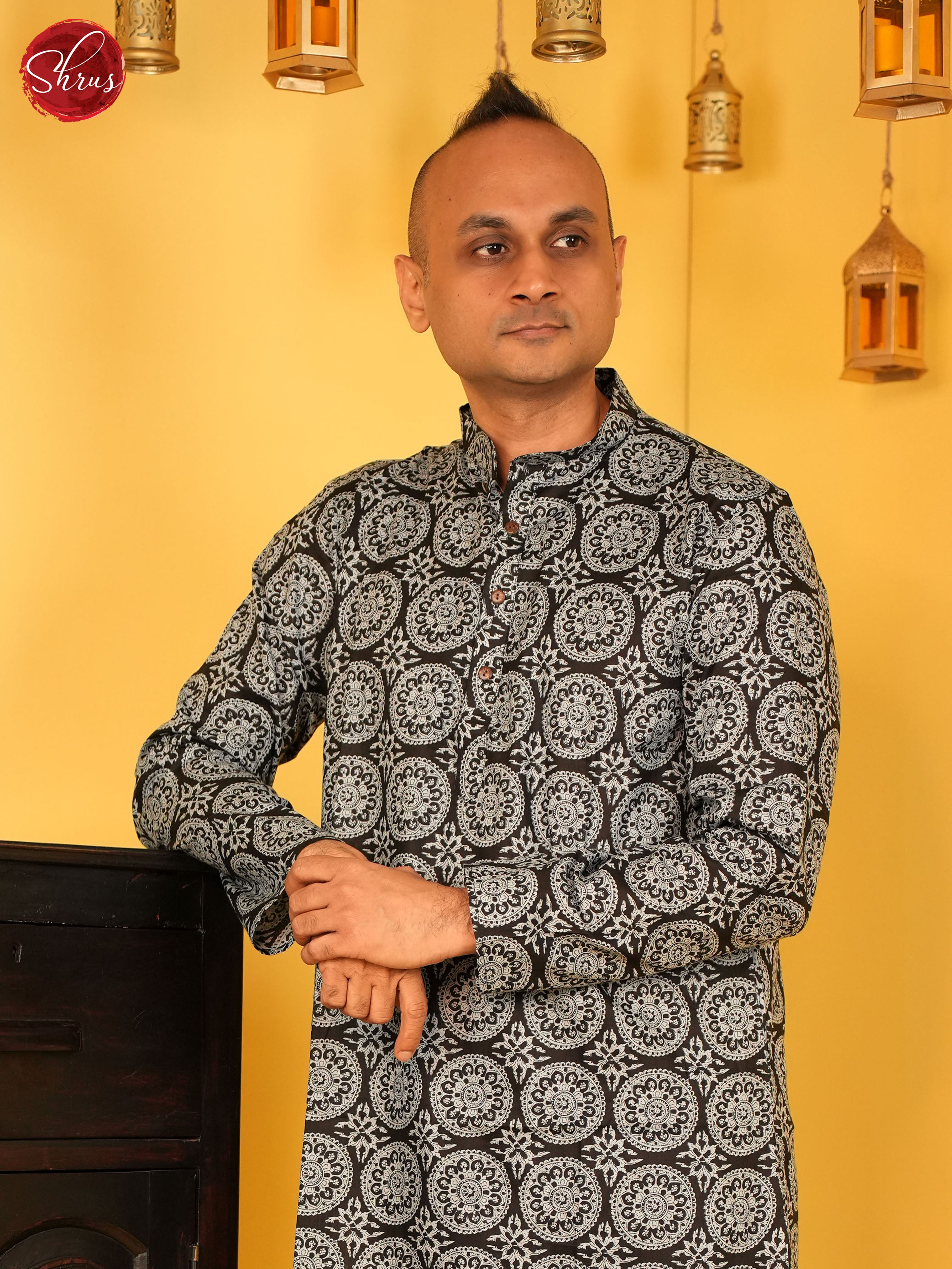 BJS16125 -Readymade Mens Kurta - Shop on ShrusEternity.com