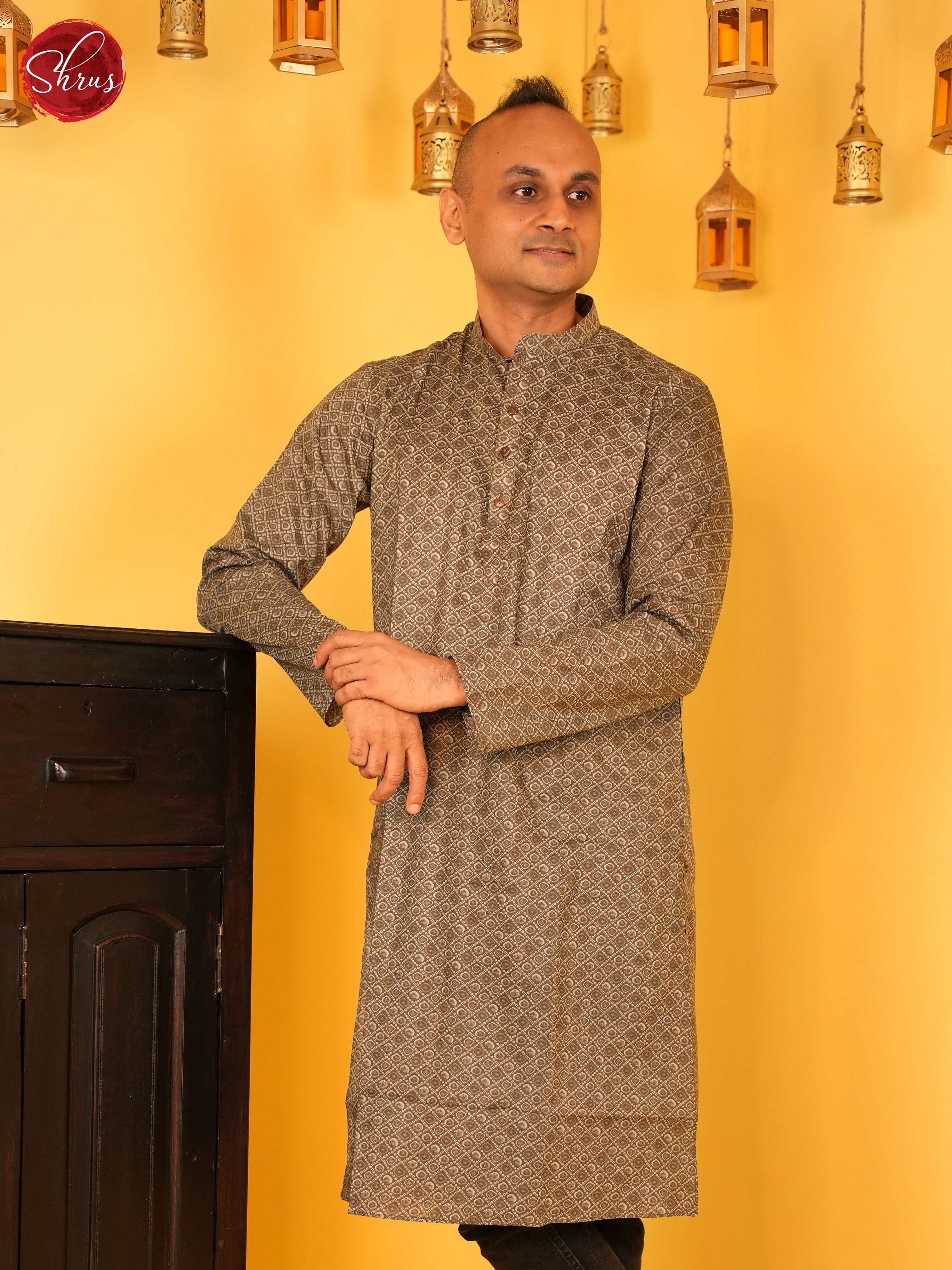 BJS16185 -Readymade Mens Kurta - Shop on ShrusEternity.com