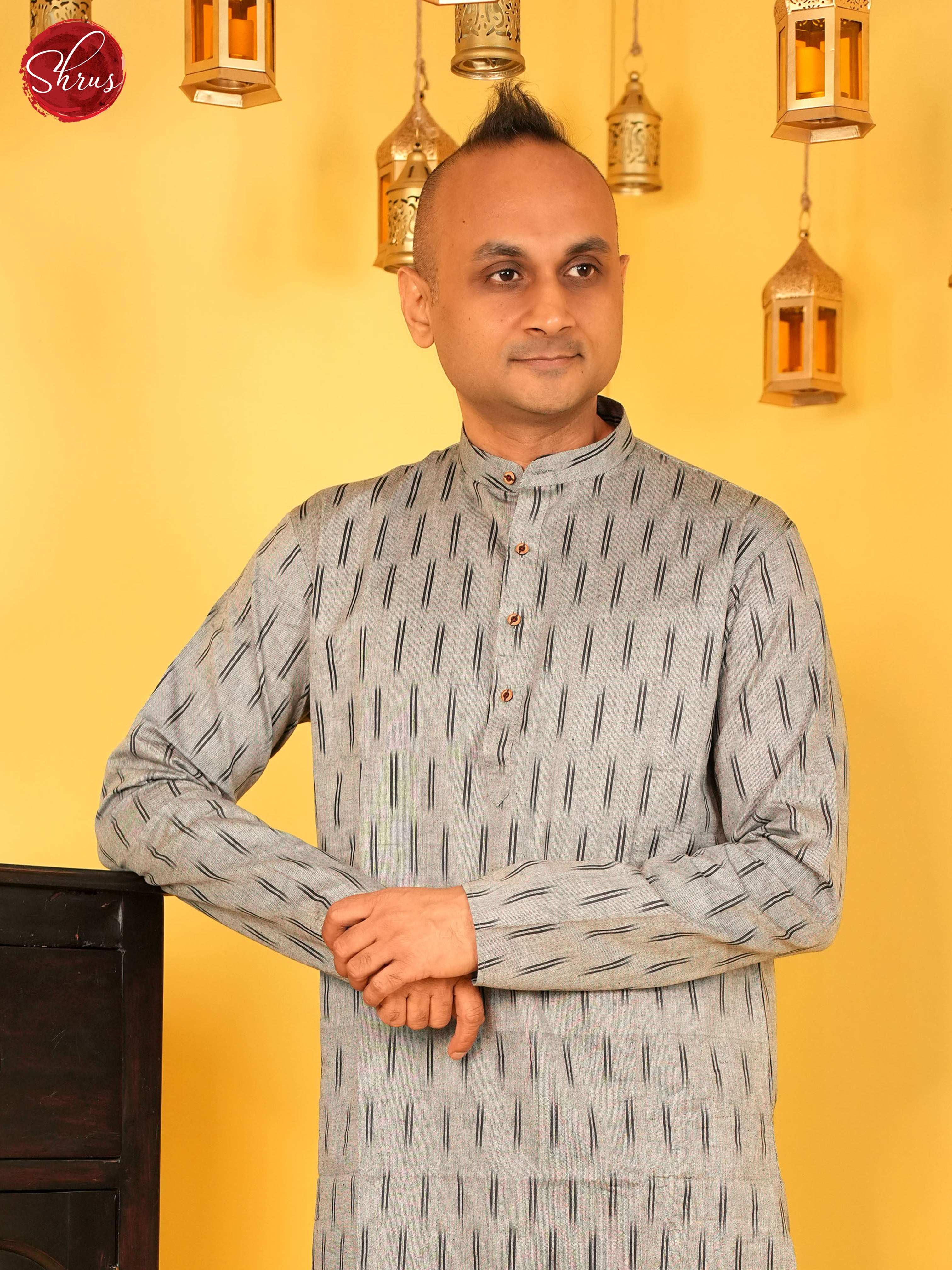 BJS16189 -Readymade Mens Kurta - Shop on ShrusEternity.com