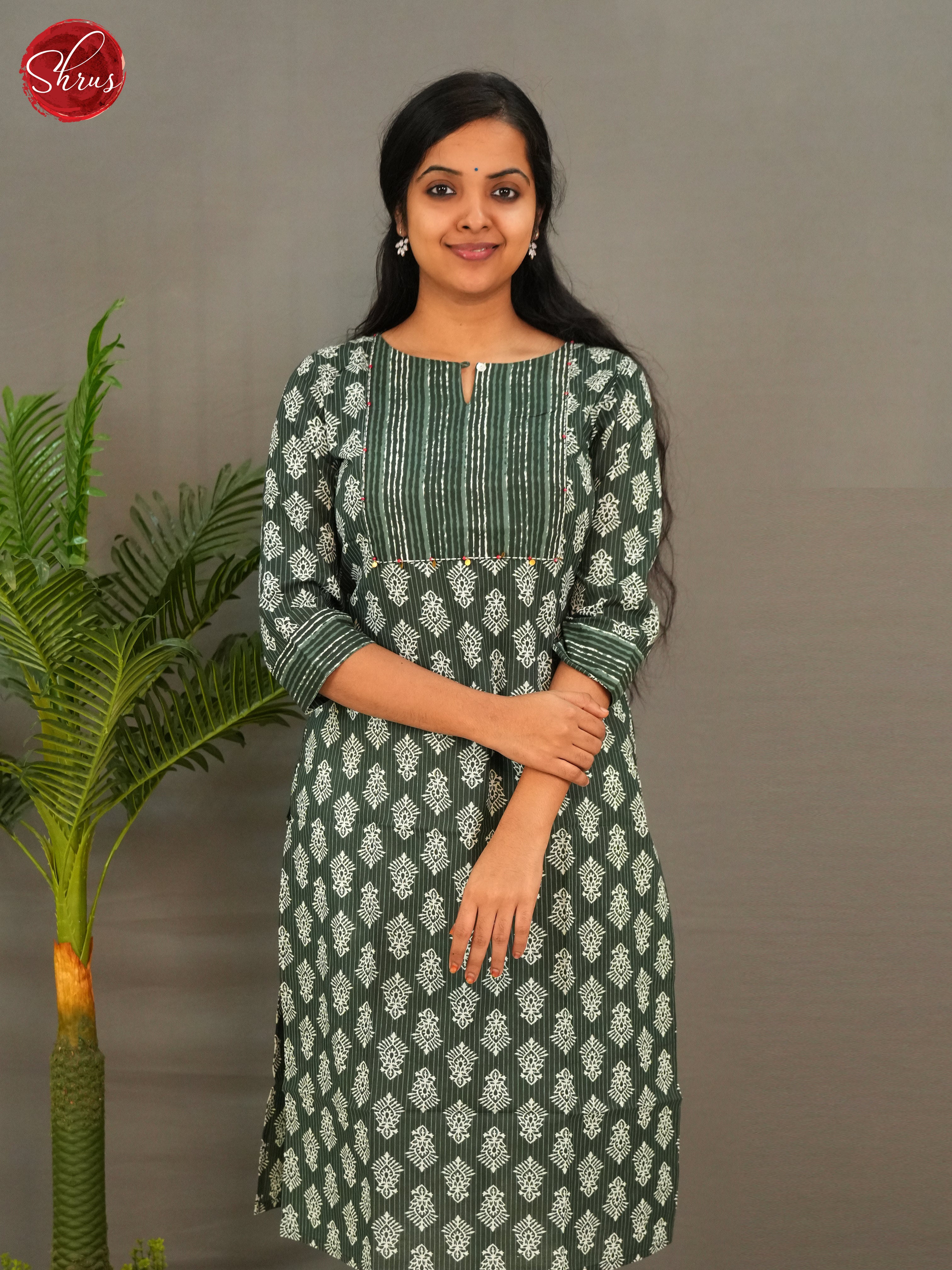 Green - Casual printed Readymade Kurti - Shop on ShrusEternity.com