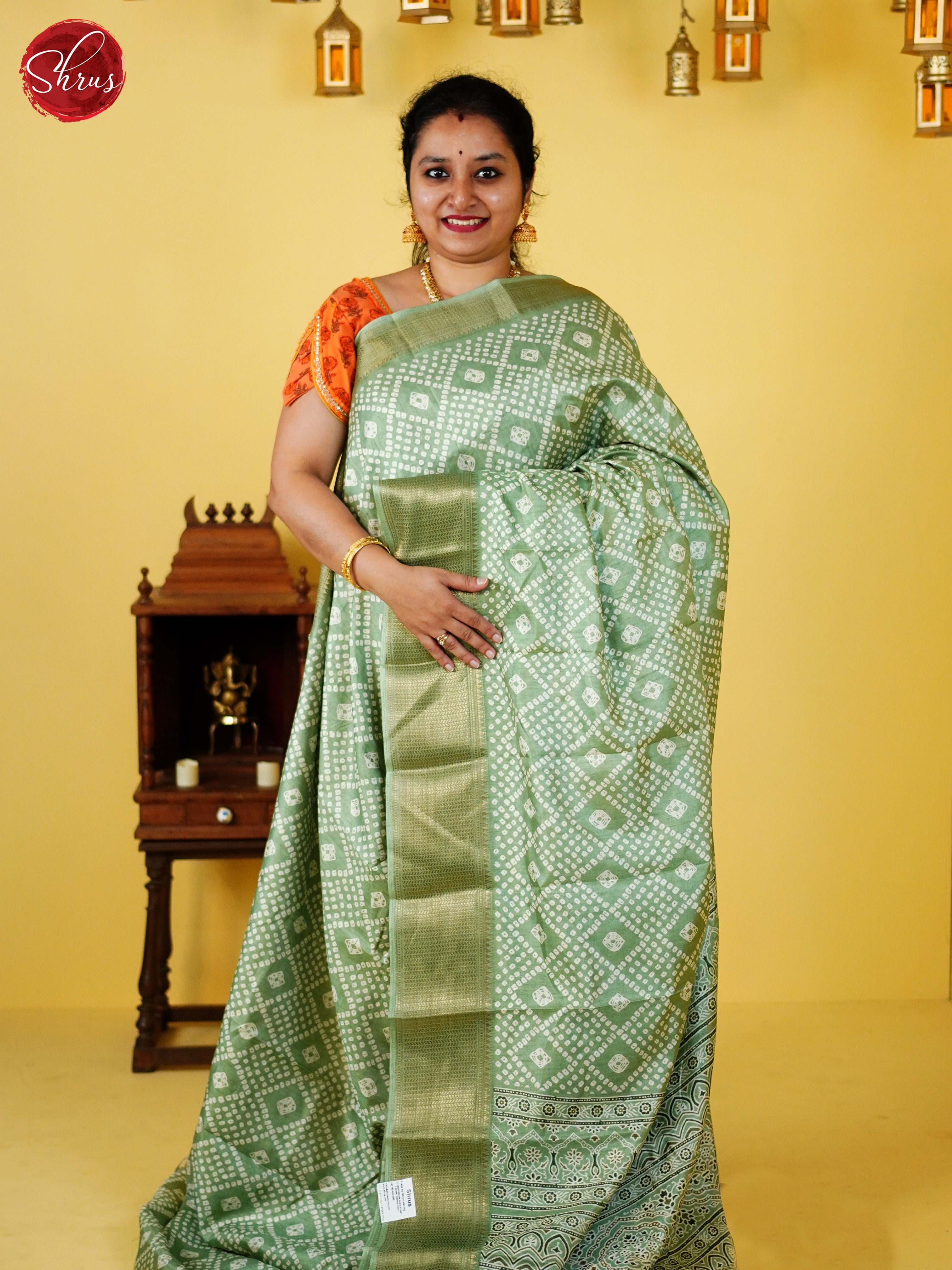 Green(Single Tone) - Semi Crepe Saree - Shop on ShrusEternity.com