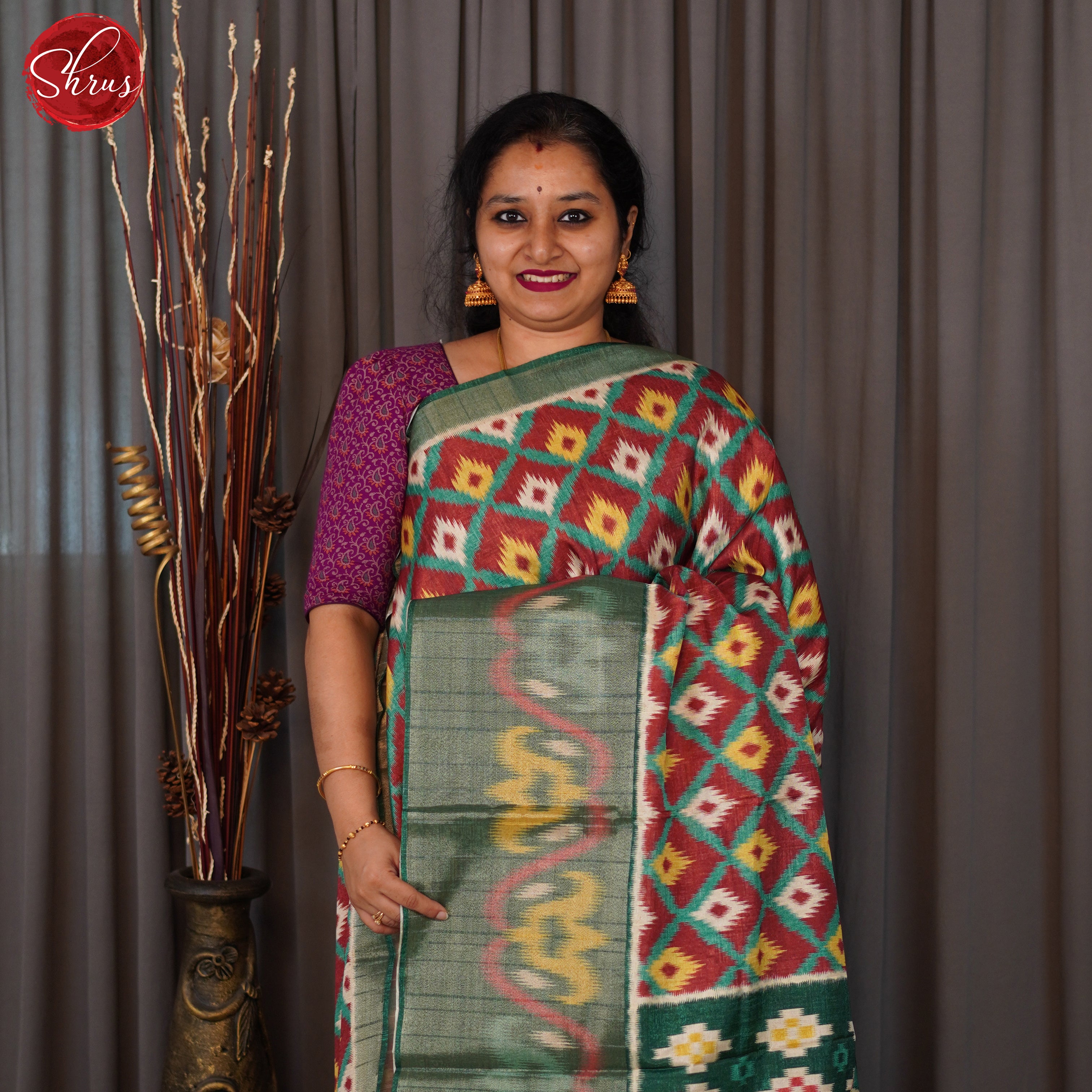 Red & Green - Semi Pochampally Saree - Shop on ShrusEternity.com