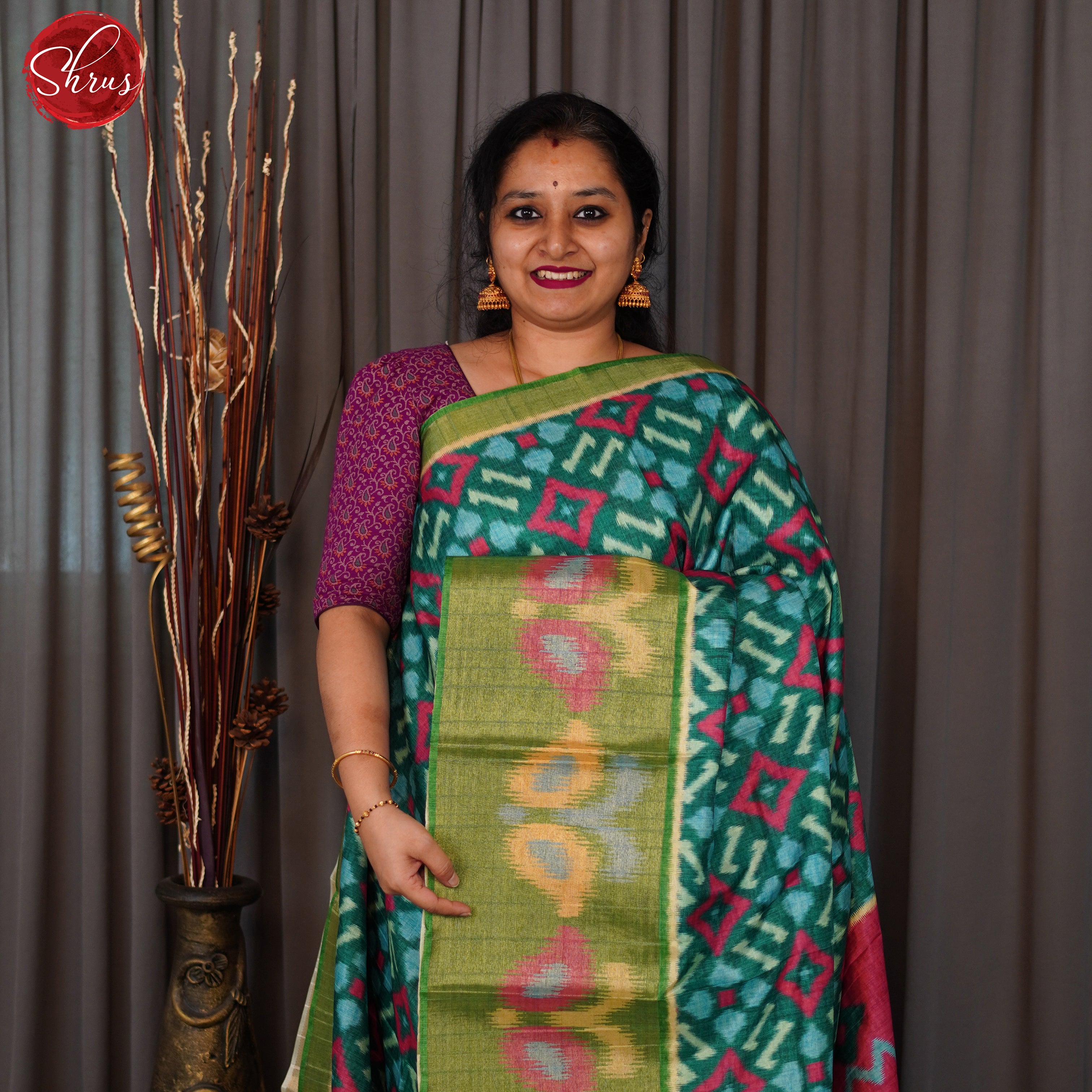 Dark Green & Green- Semi Pochampally Saree - Shop on ShrusEternity.com