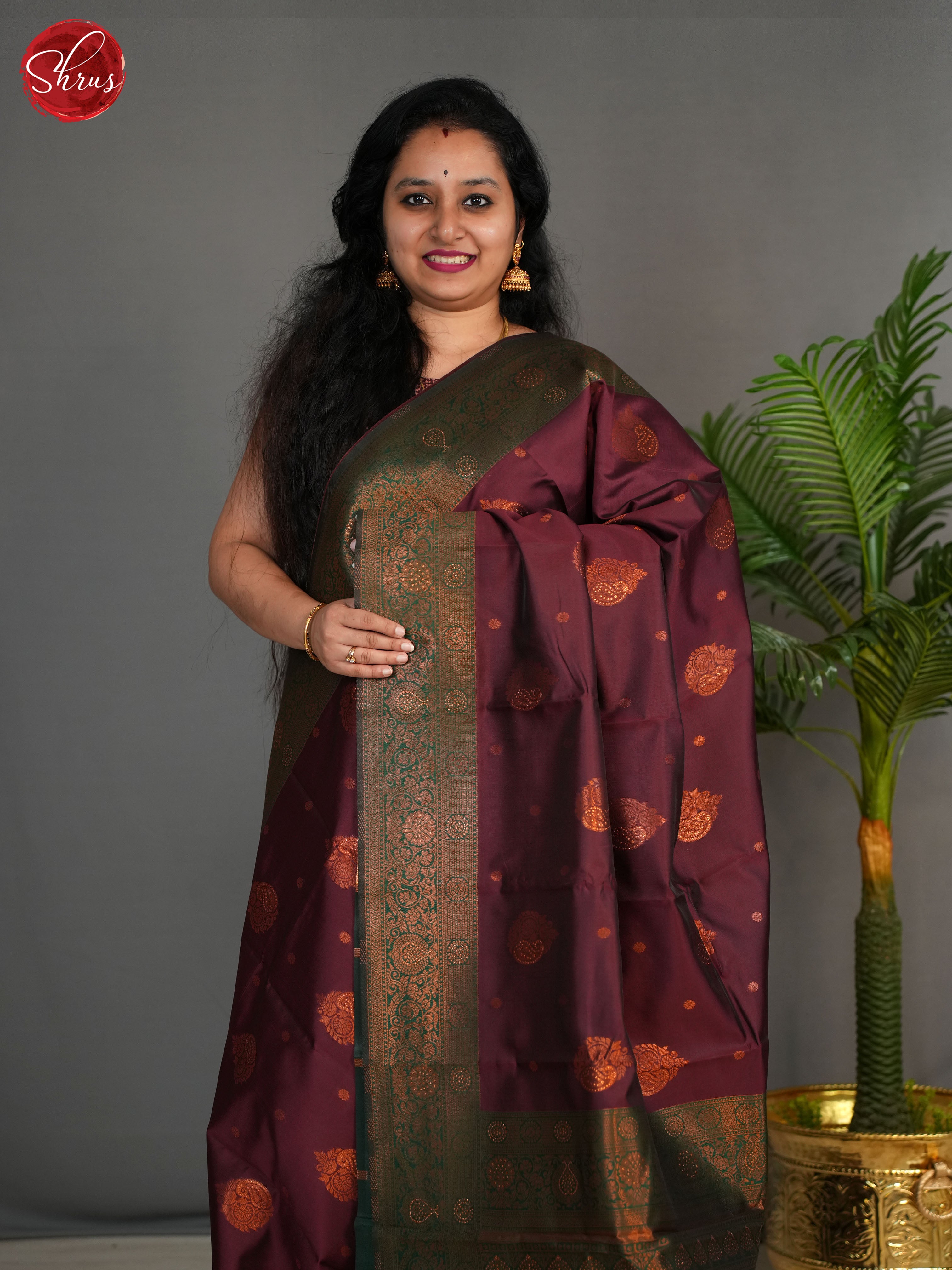Arakku Maroon And Green-Semi Kanchipuram saree - Shop on ShrusEternity.com