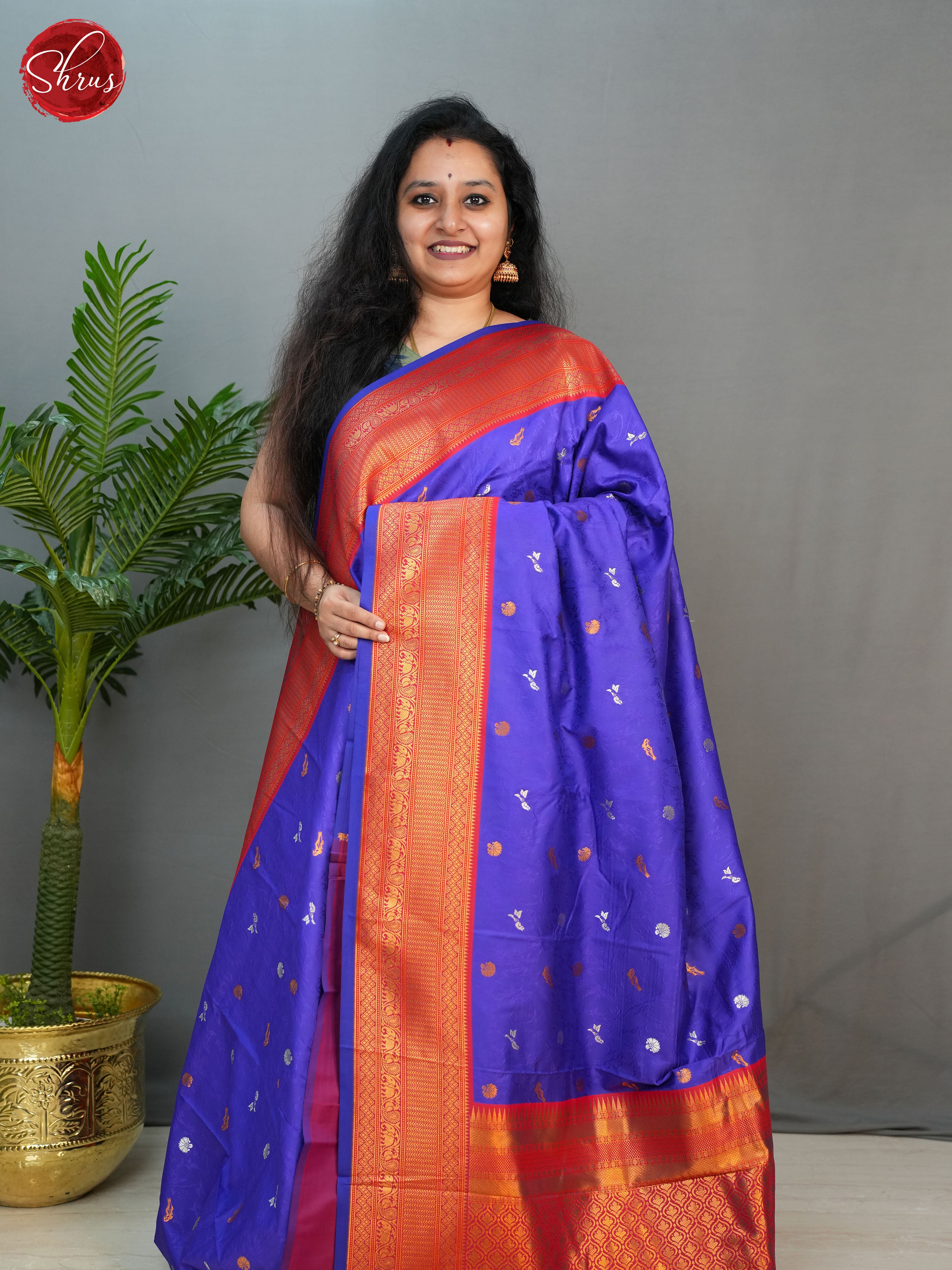 Purple & Majenta -Semi Kanchipuram with Zari woven buttas on the body & Zari Border - Shop on ShrusEternity.com