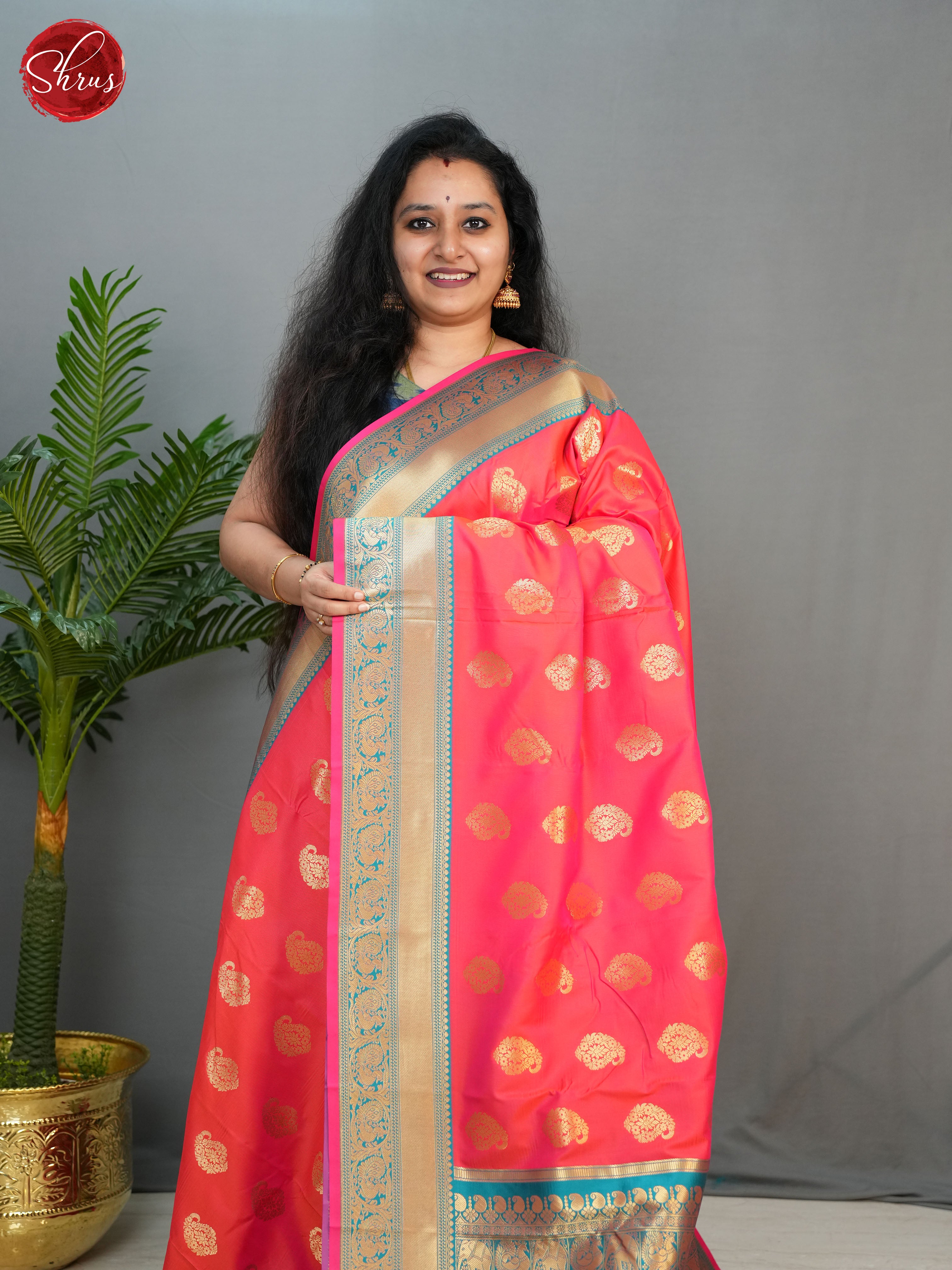 Pink & Purple - Semi Kanchipuram with Zari woven paisleys motifs on the body & Zari Border - Shop on ShrusEternity.com