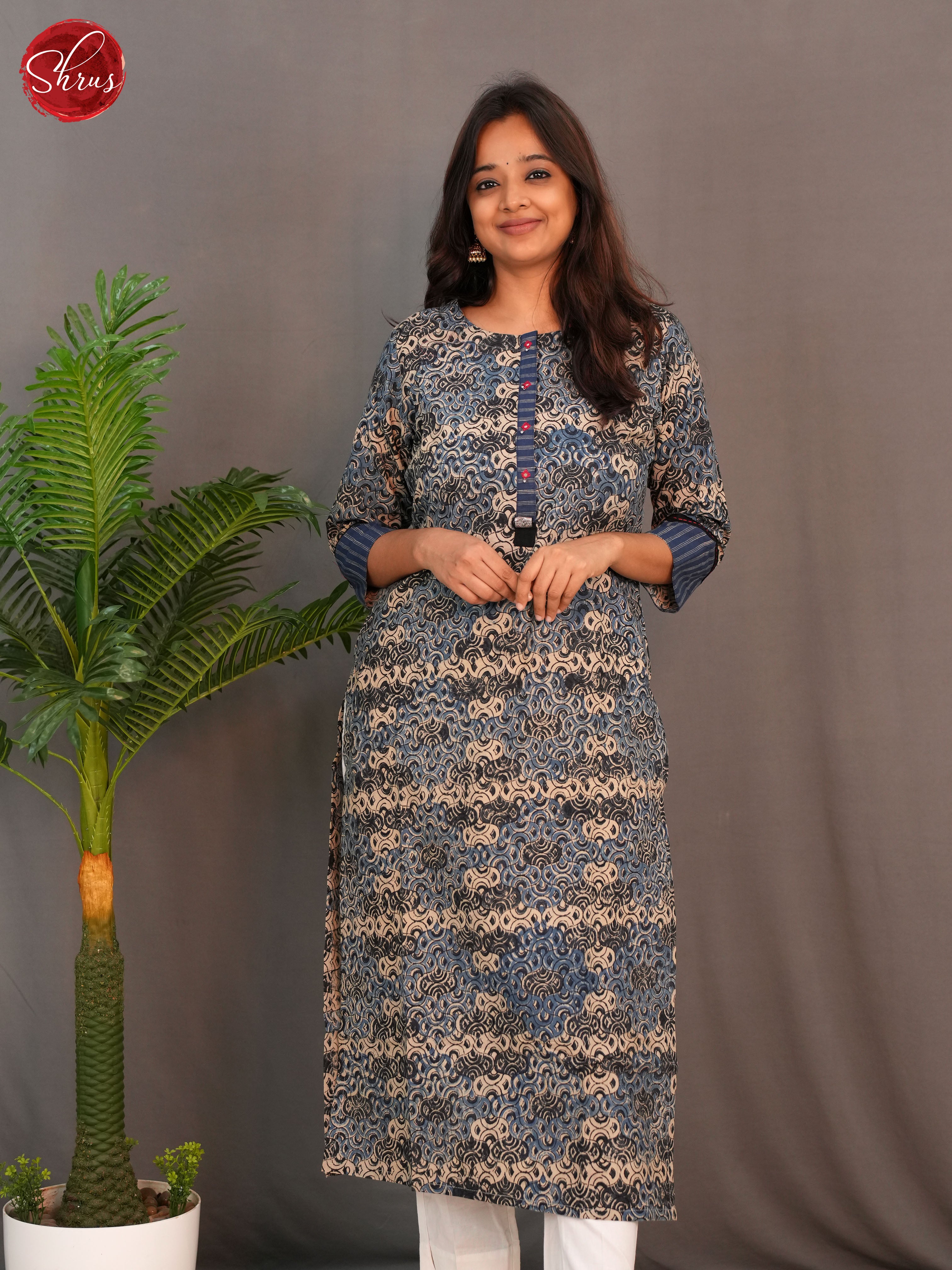 Blue & Beige -Casual floral printed Readymade Kurti - Shop on ShrusEternity.com