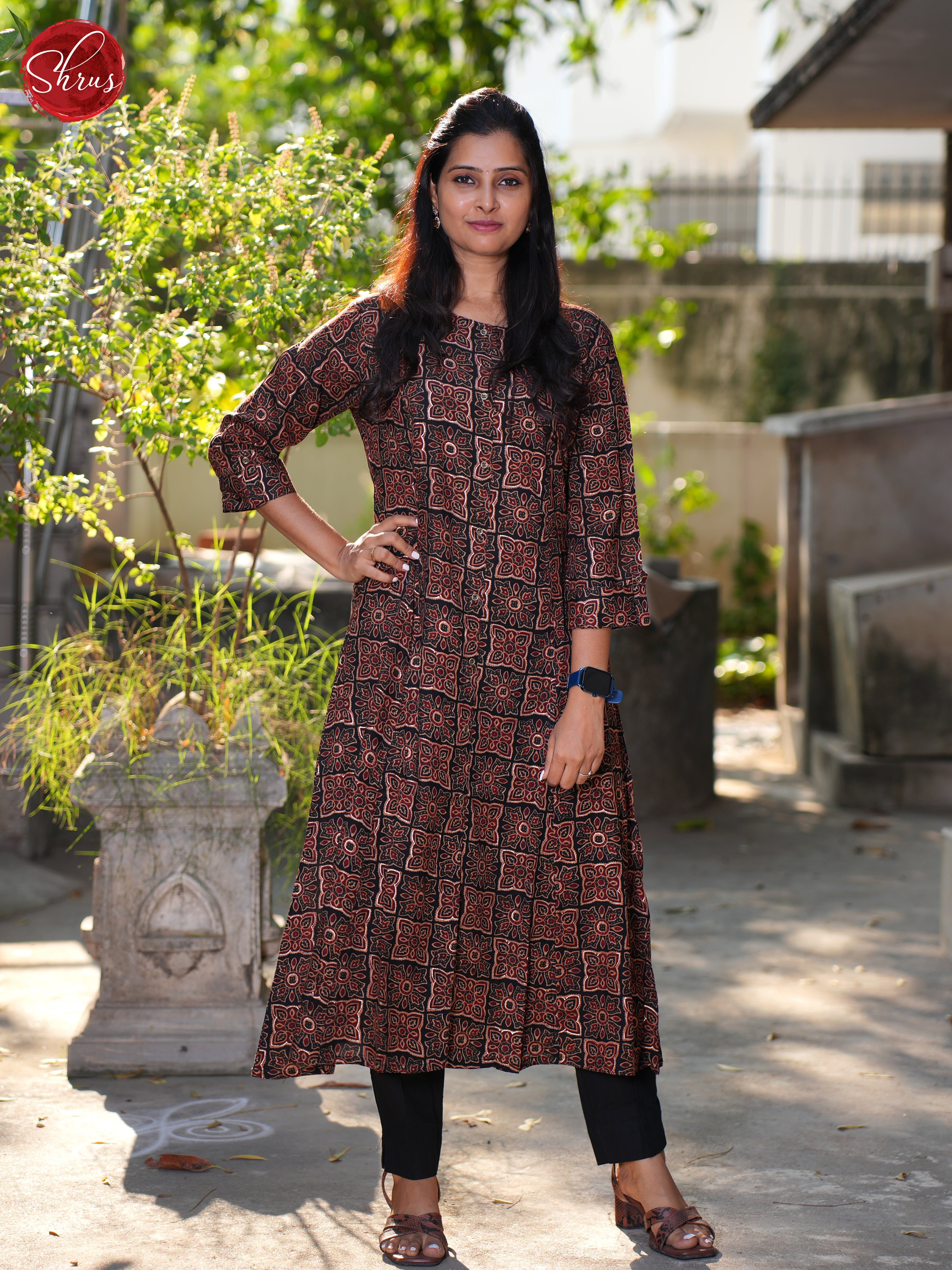 Black - Casual Printed Readymade Kurti - Shop on ShrusEternity.com