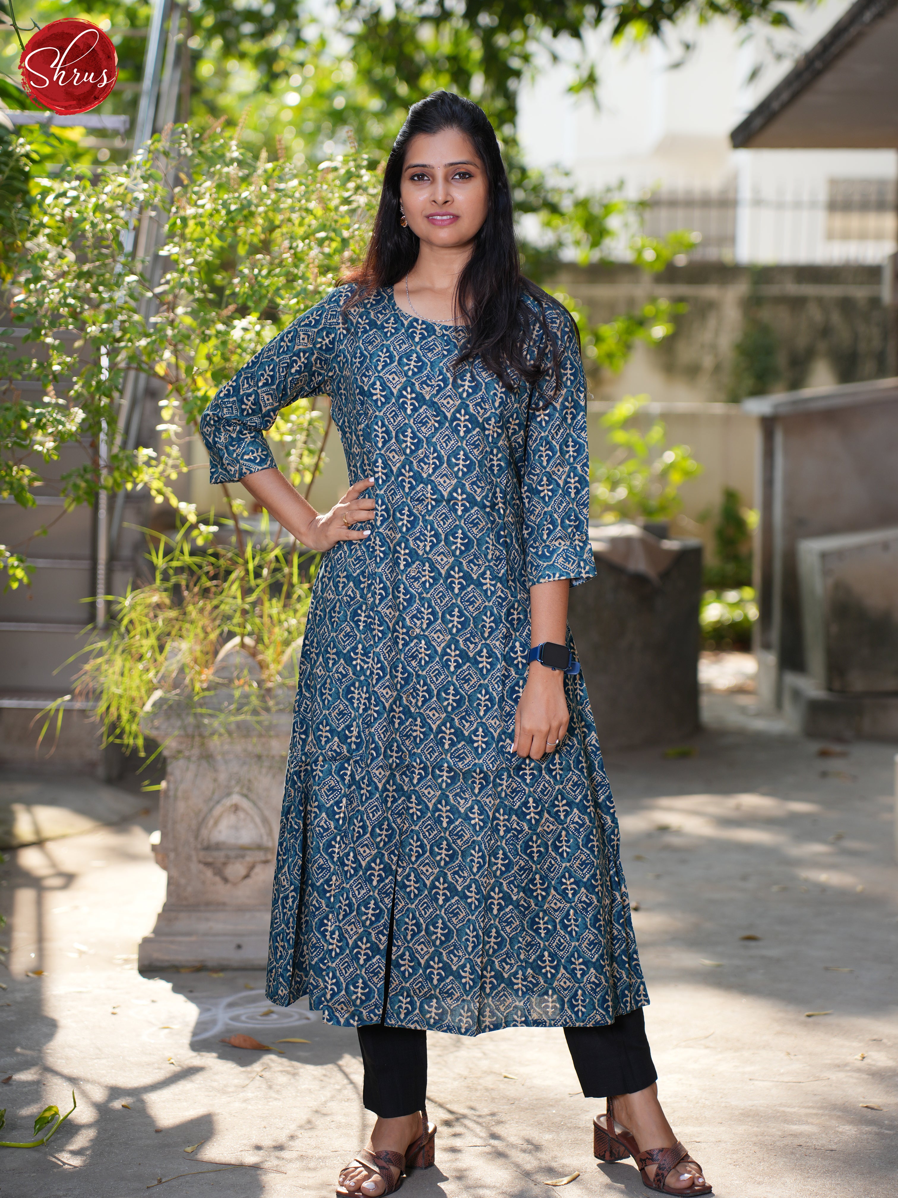 Blue -Casual printed Readymade Kurti - Shop on ShrusEternity.com