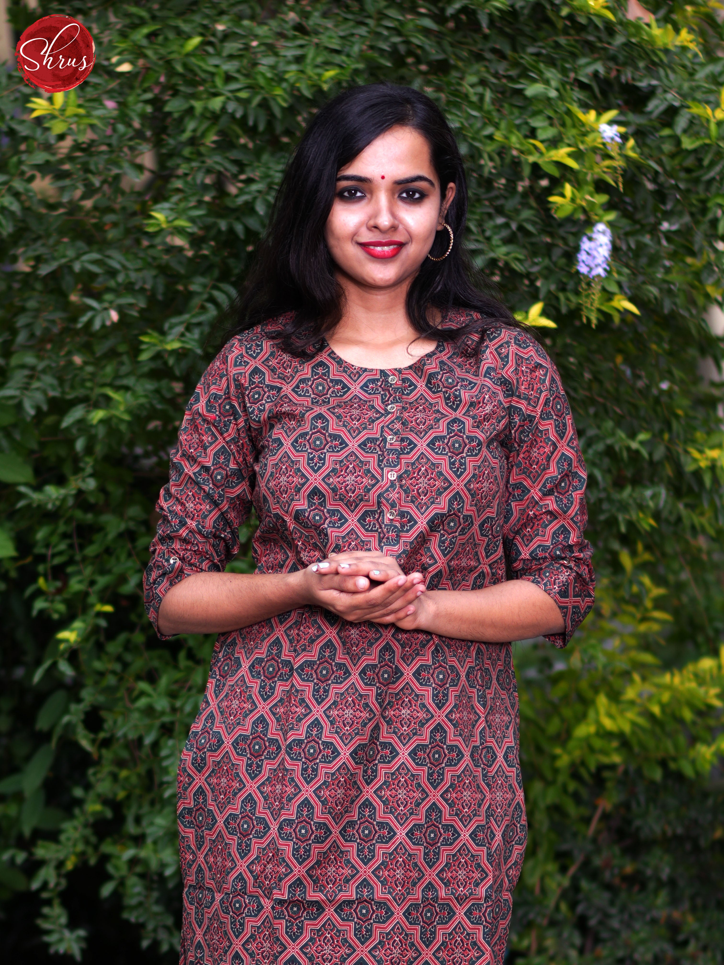 Onion Pink - Readymade Kurti - Shop on ShrusEternity.com
