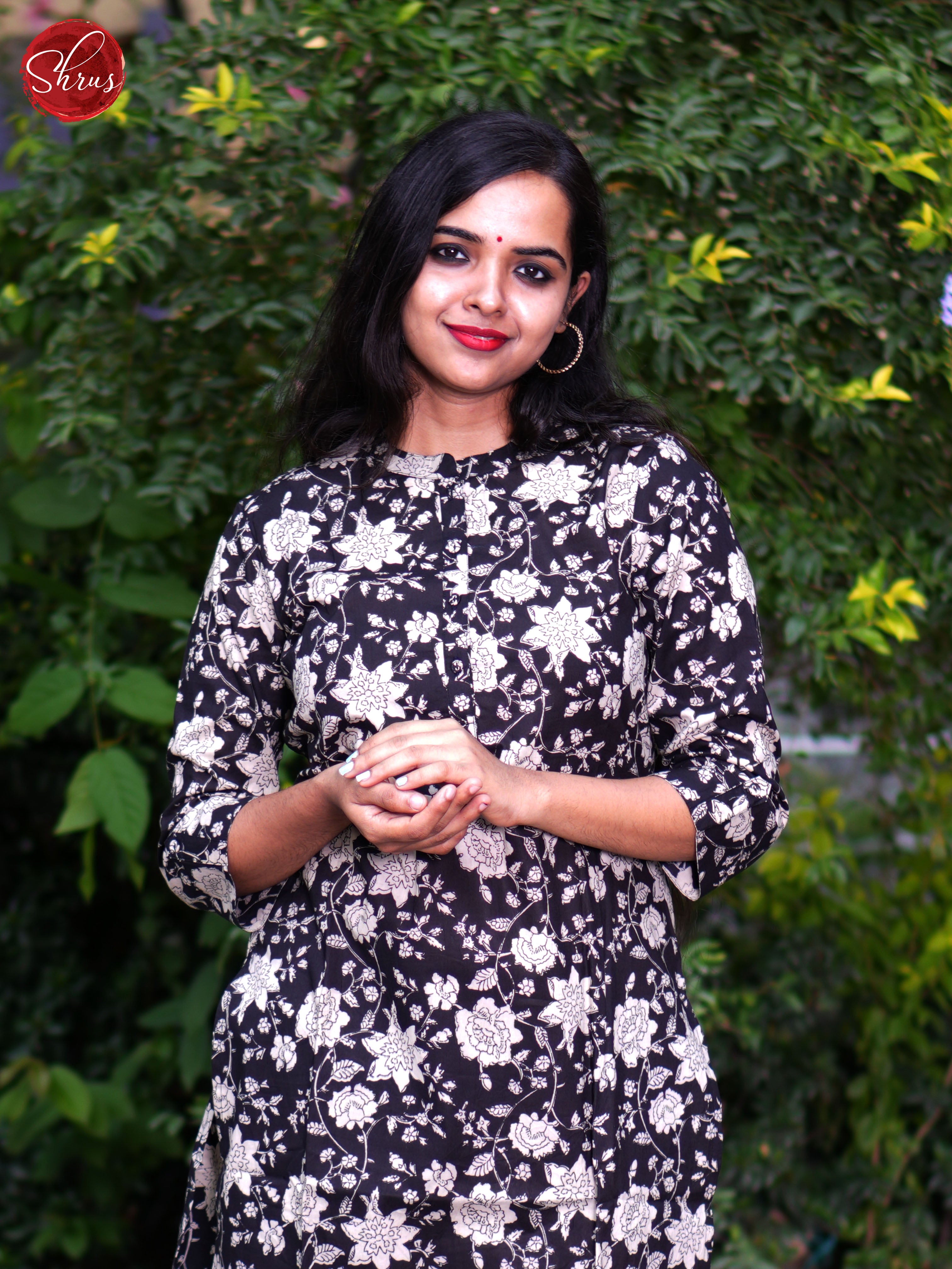 Black - Casual printed Readymade Kurti - Shop on ShrusEternity.com