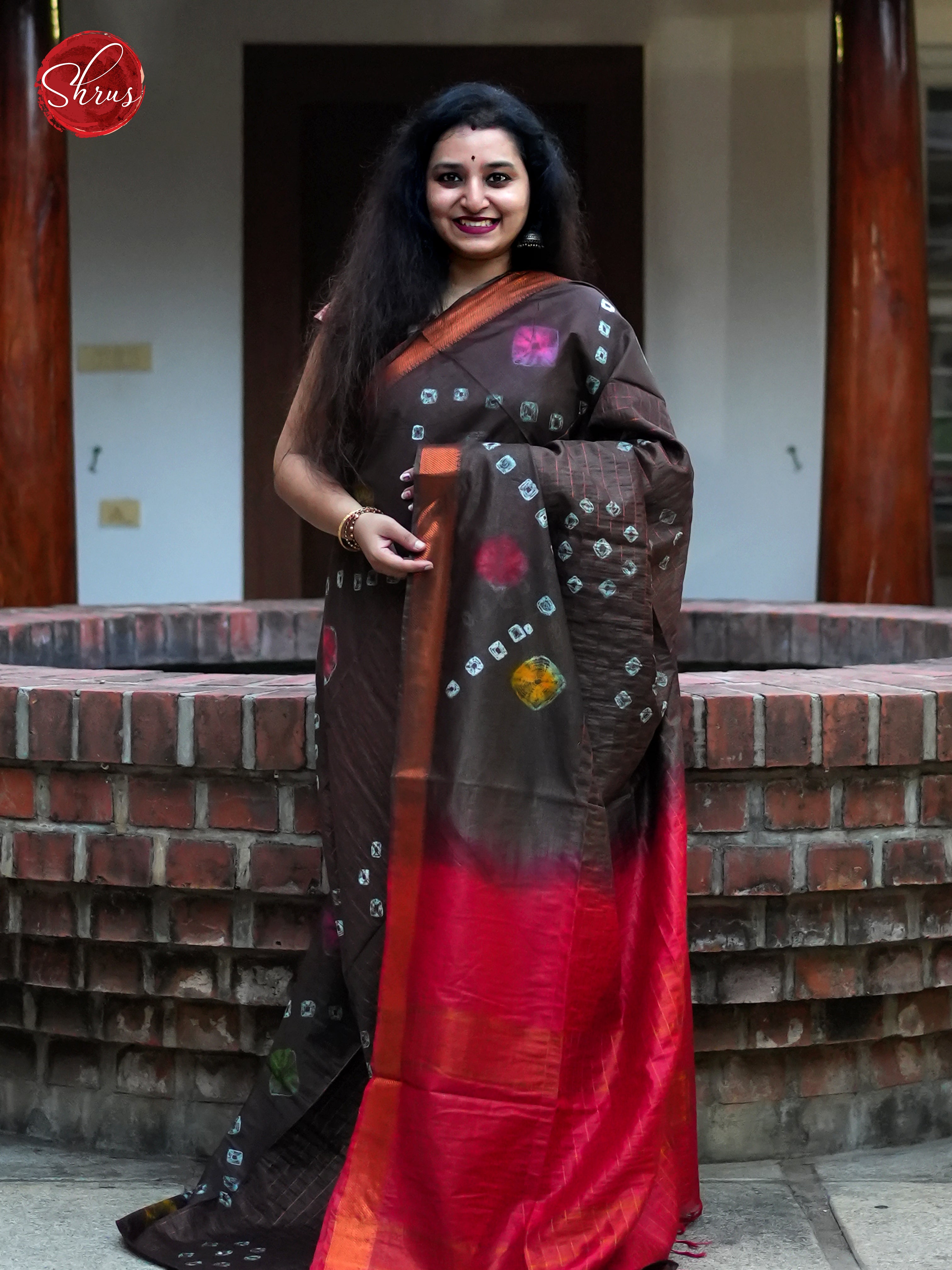 Black & Red - Shibori Saree - Shop on ShrusEternity.com