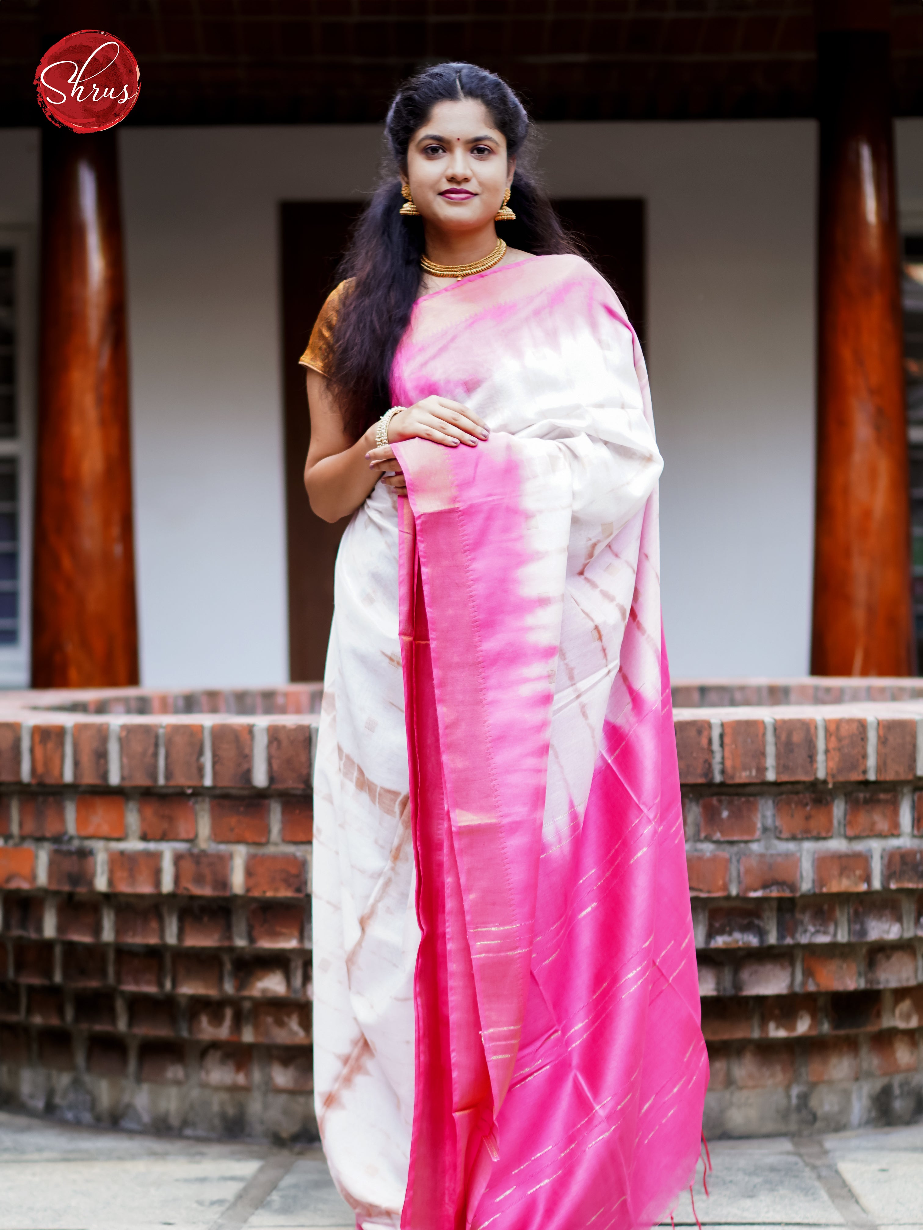 Cream & Pink - Shibori Saree - Shop on ShrusEternity.com