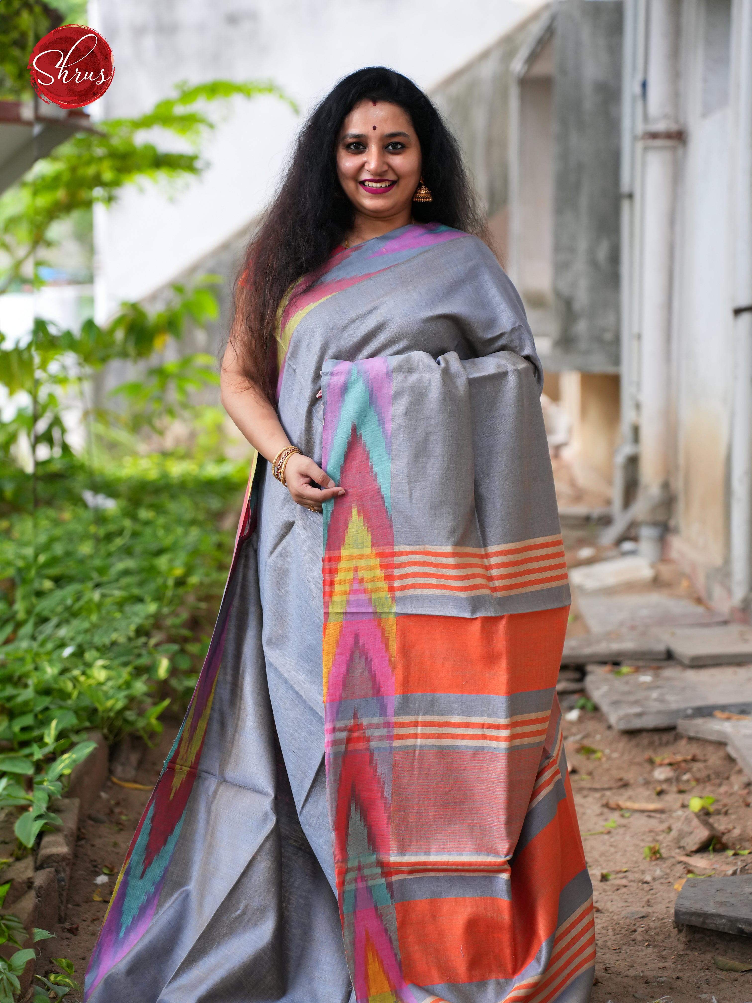 Double shaded Grey & Multicolour - Tussar Saree - Shop on ShrusEternity.com