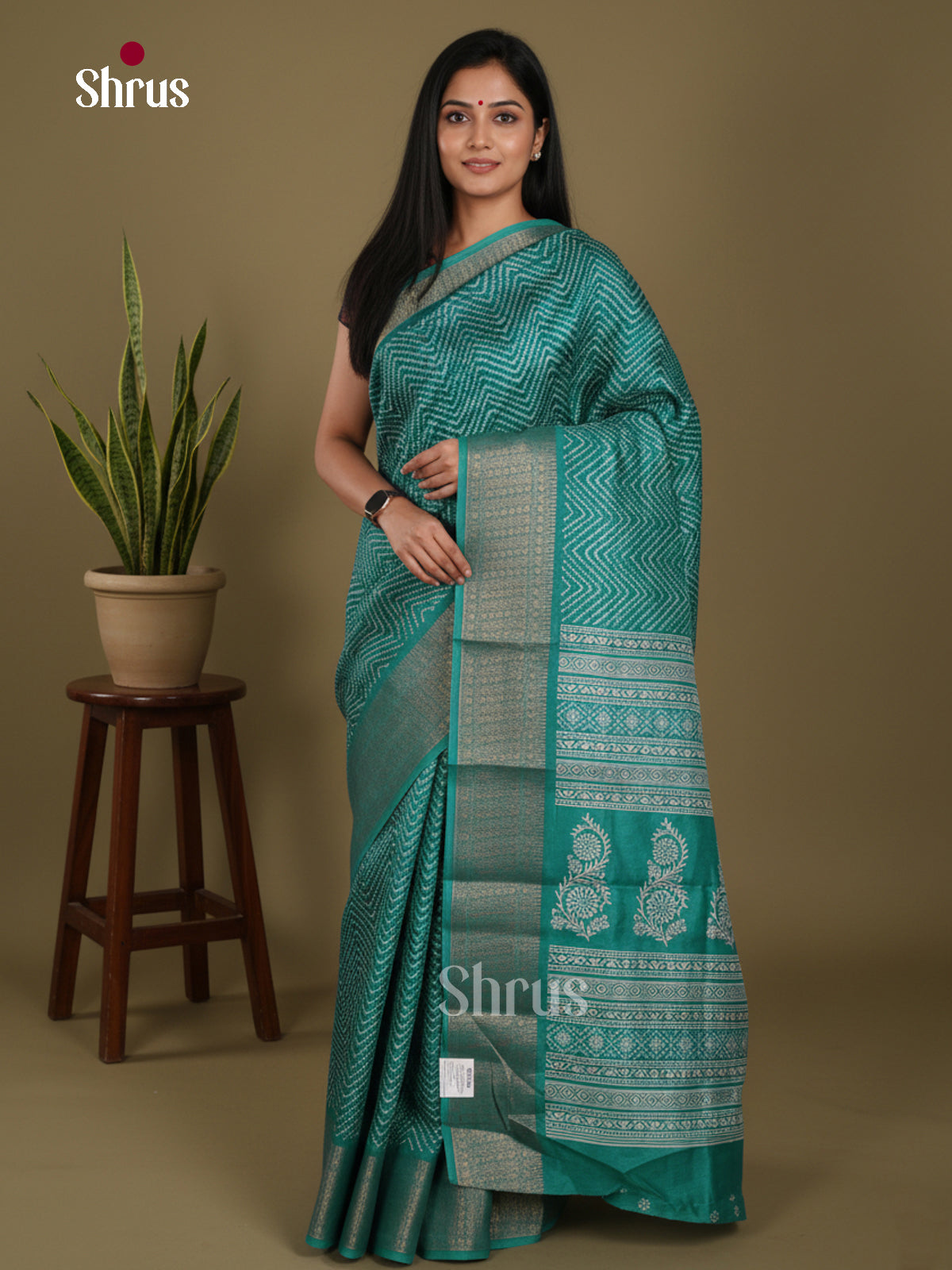 DAS07046 - Semi Crepe Saree - Shop on Shrus.com