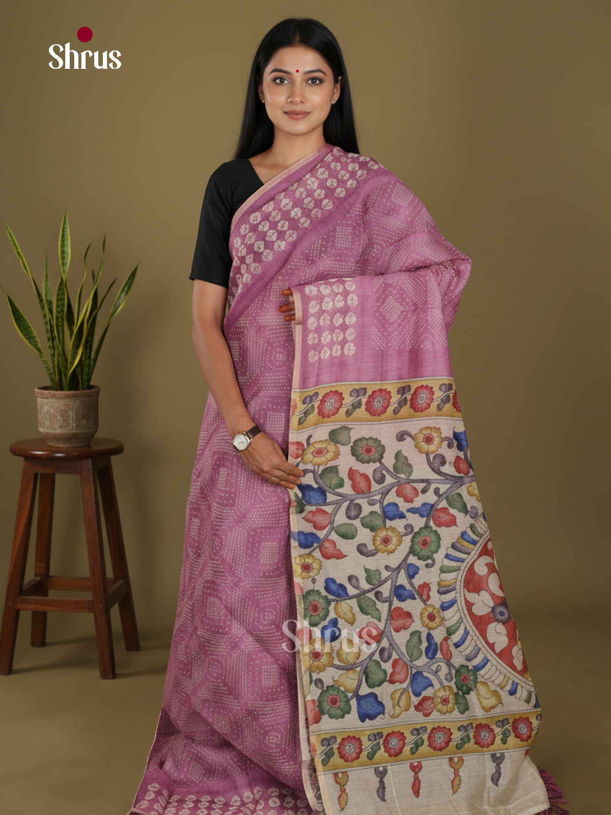 DFS16227 - Semi Maheshwari Print - Shop on Shrus.com