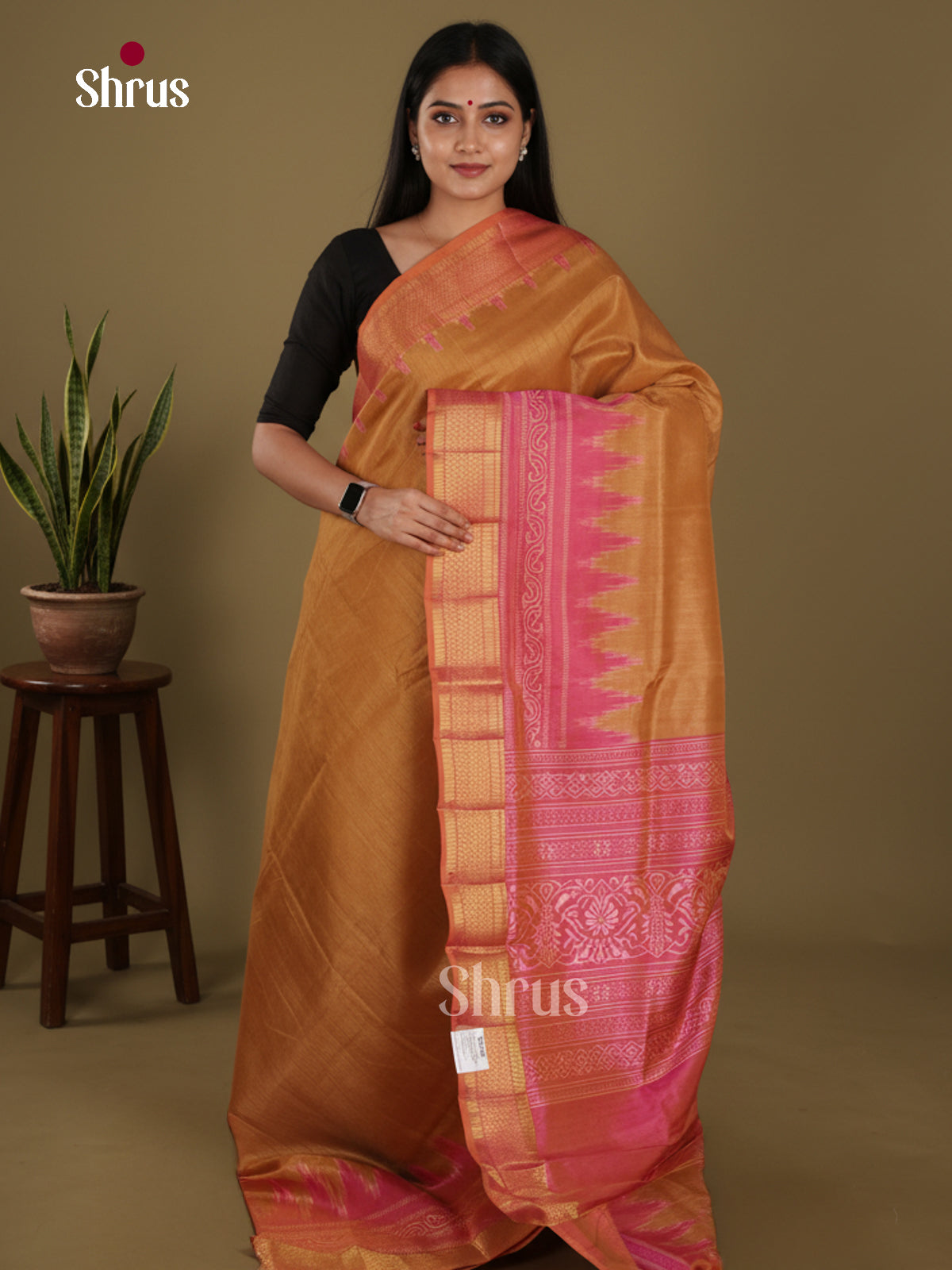 DKS26201 - Semi Patola Saree