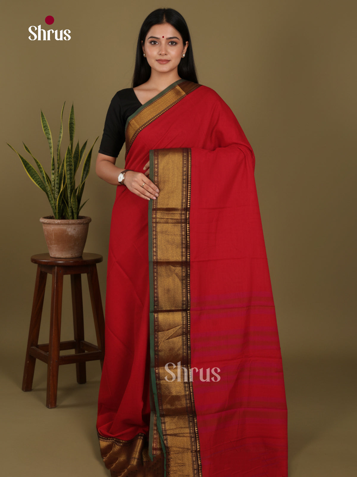 Red & Green - Narayanpet Cotton Saree - Shop on Shrus.com