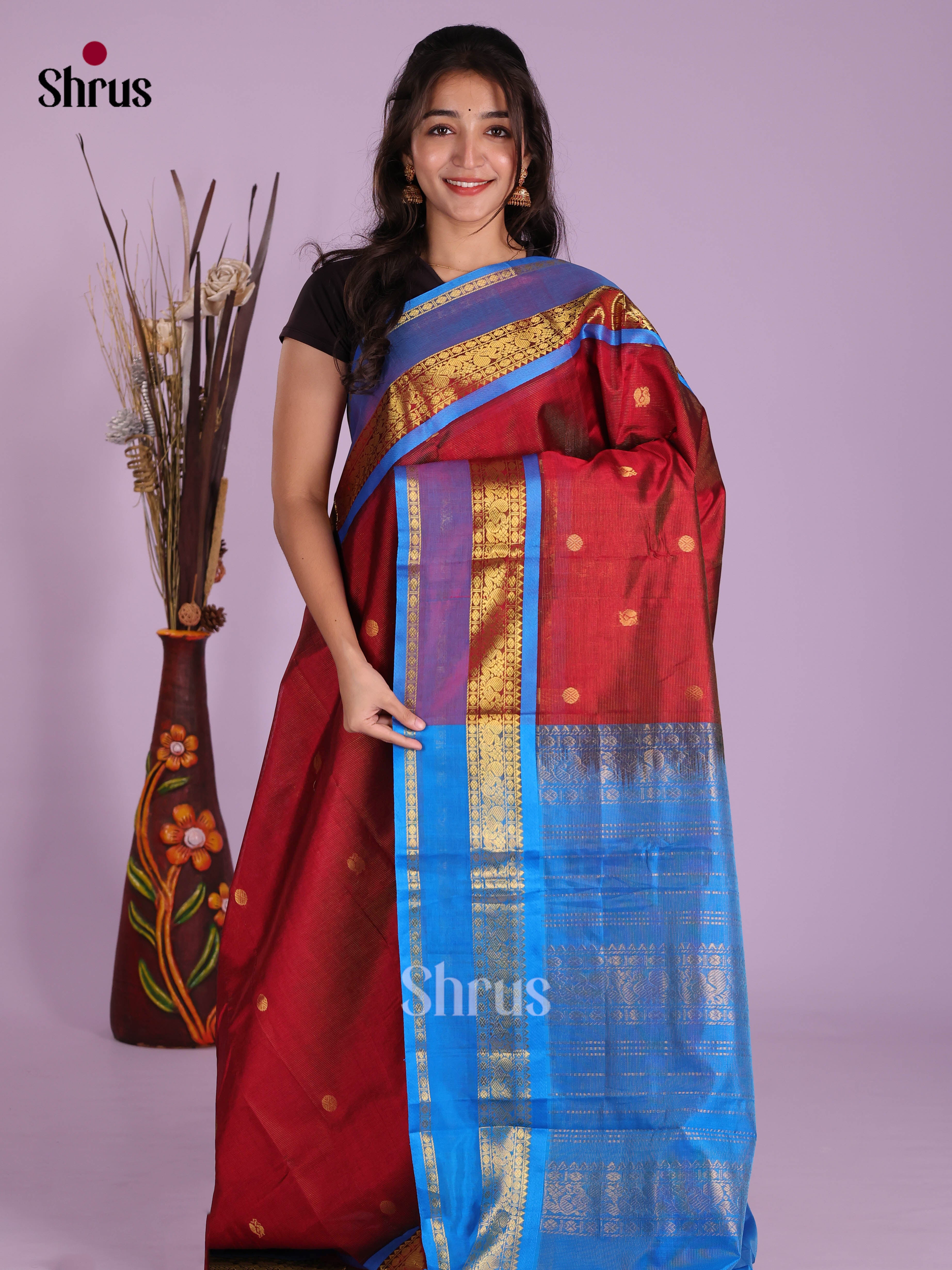Classy maroon Silk Cotton Saree with Round Buttas, Blue Rettaipet Zari Border & Pallu