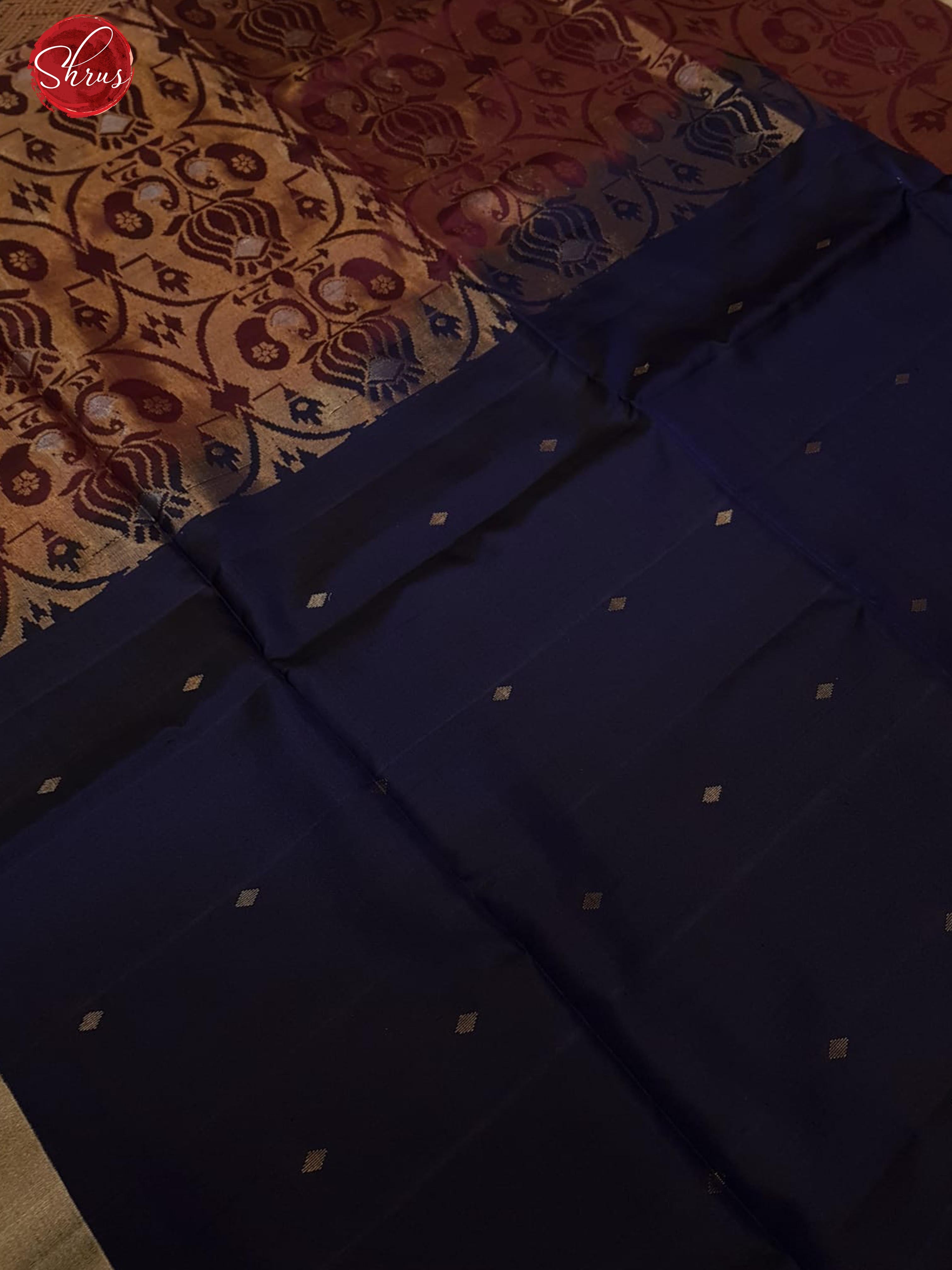 Blue & Maroon - Soft Silk with zari buttas on the buttas on the body & contrast zari border-4