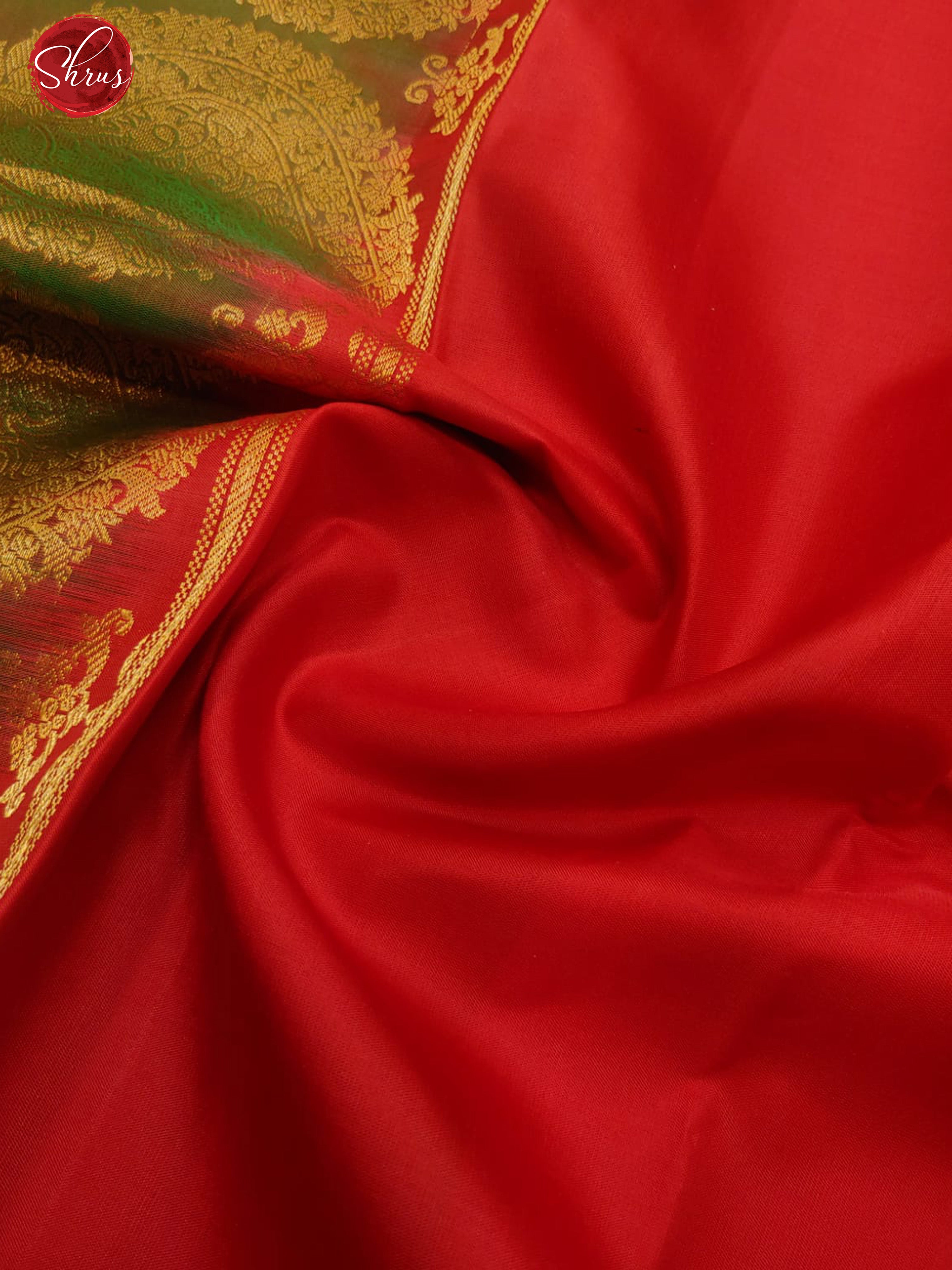 Red & Green - Soft SIlk with plain body & Contrast Border - Shop on ShrusEternity.com