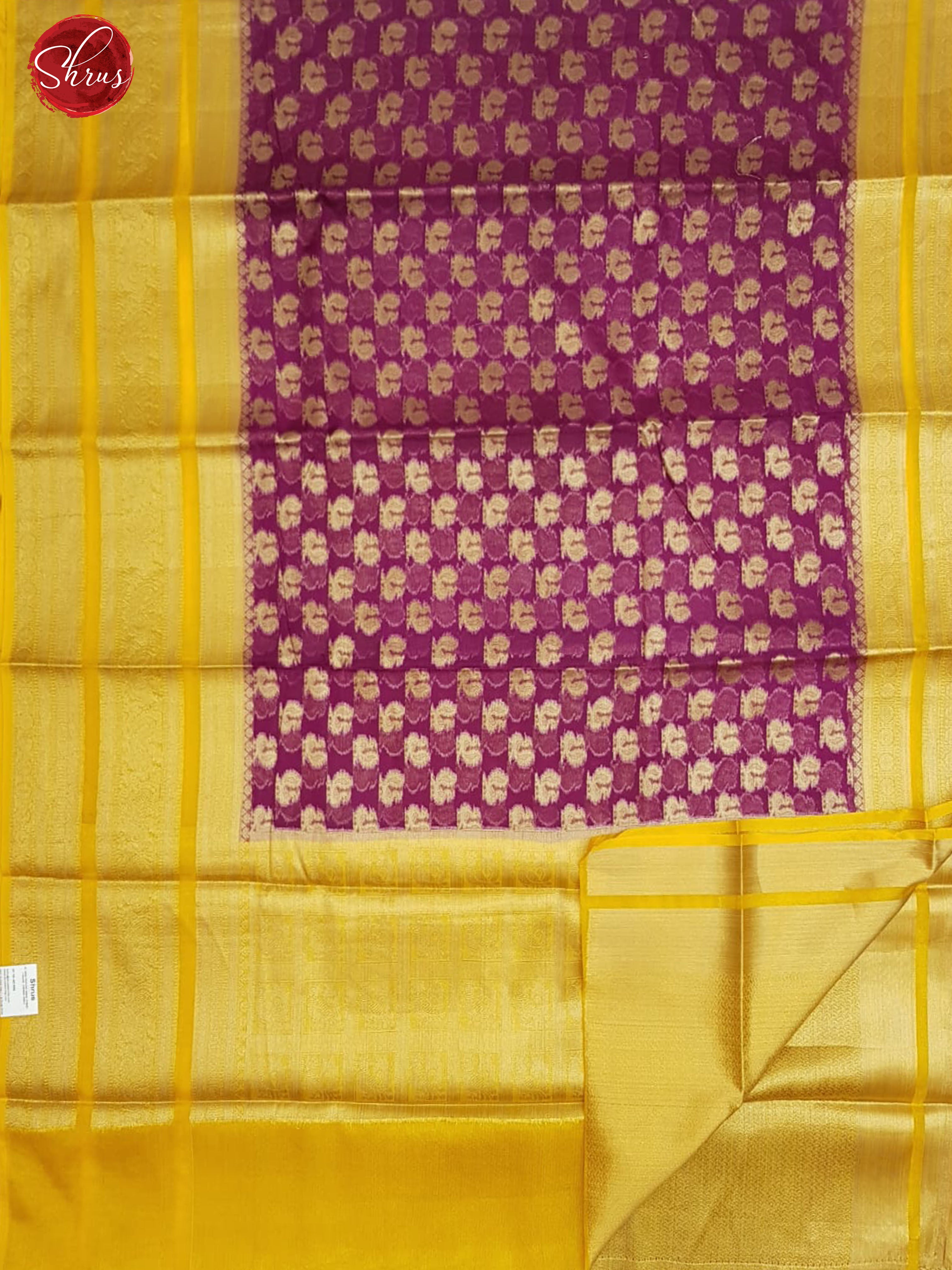 Vadamalli & Yellow -Kota Banarasi with zari woven peacock buttas on the body and zari border - Shop on ShrusEternity.com