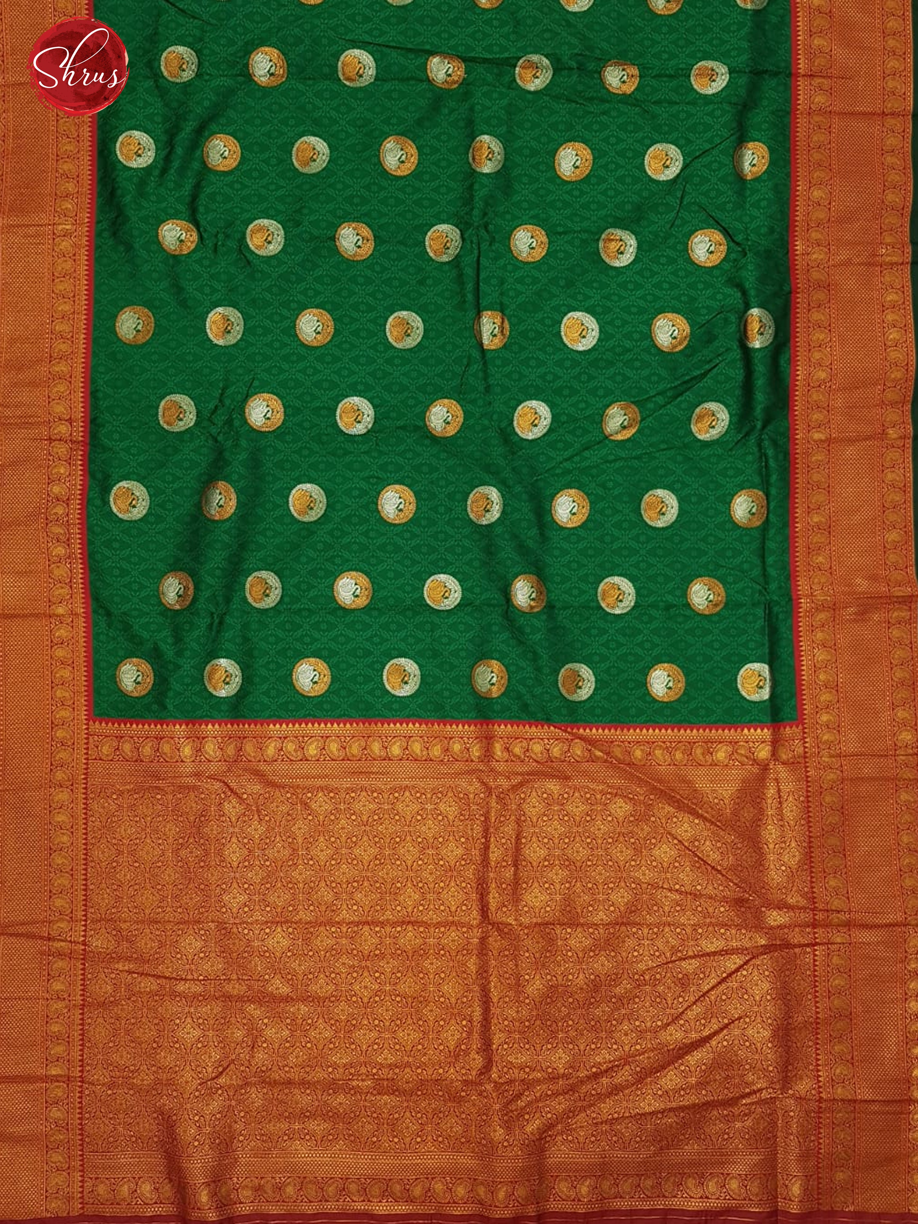 Green & Arakku Maroon - Semi Kanchipuram with Zari woven swan motifs , self jacquard on the body & Zari Border - Shop on ShrusEternity.com