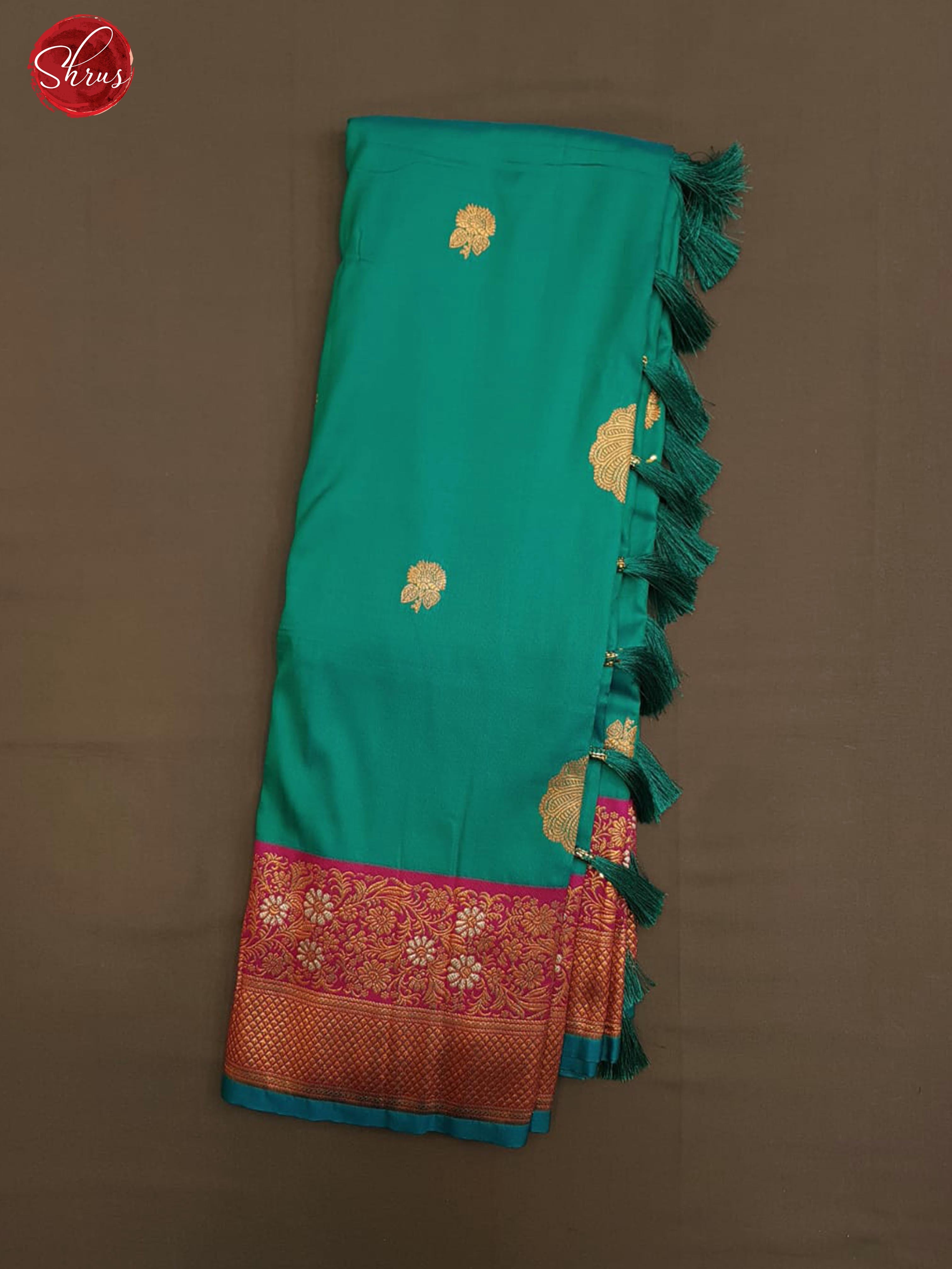 Green & Pink -Semi Kanchipuram with Zari woven peacock motifs on the body & Contrast Zari Border - Shop on ShrusEternity.com